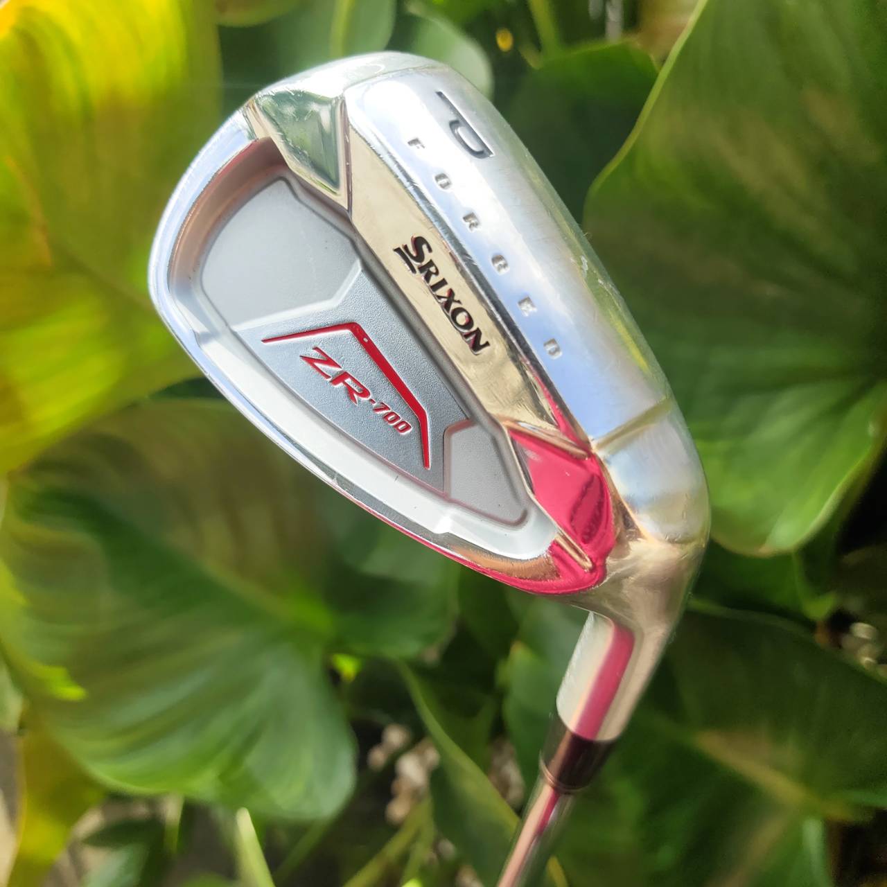 PW SRIXON ZR-700 FORGED วัสดุพรีเมี่ยมญี่ปุ่น ฟีลลิ่งนุ่มมาก ดีมาก หน้าตะไบโหดๆ สปินแบบจัดตกหยุด ก้านเหมาะกับ WEDGE อย่างมากเลยค่ะ!!!