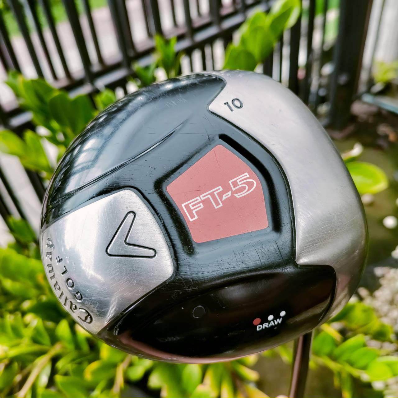 Driver Callaway FT-5 DRAW ก้าน FUJIKURA FIT-ON FLEX R เป็นรุ่น DRAW ช่วยแก้ไขปัญหา ท่านที่ชอบตีเฟดโดยเฉพาะ ให้กลับมาตีตรงและได้ระยะ ได้อย่างเต็มที่ ไม้กอล์ฟพรีเมี่ยมมือสอง ของแท้ By NakaraLuxurious