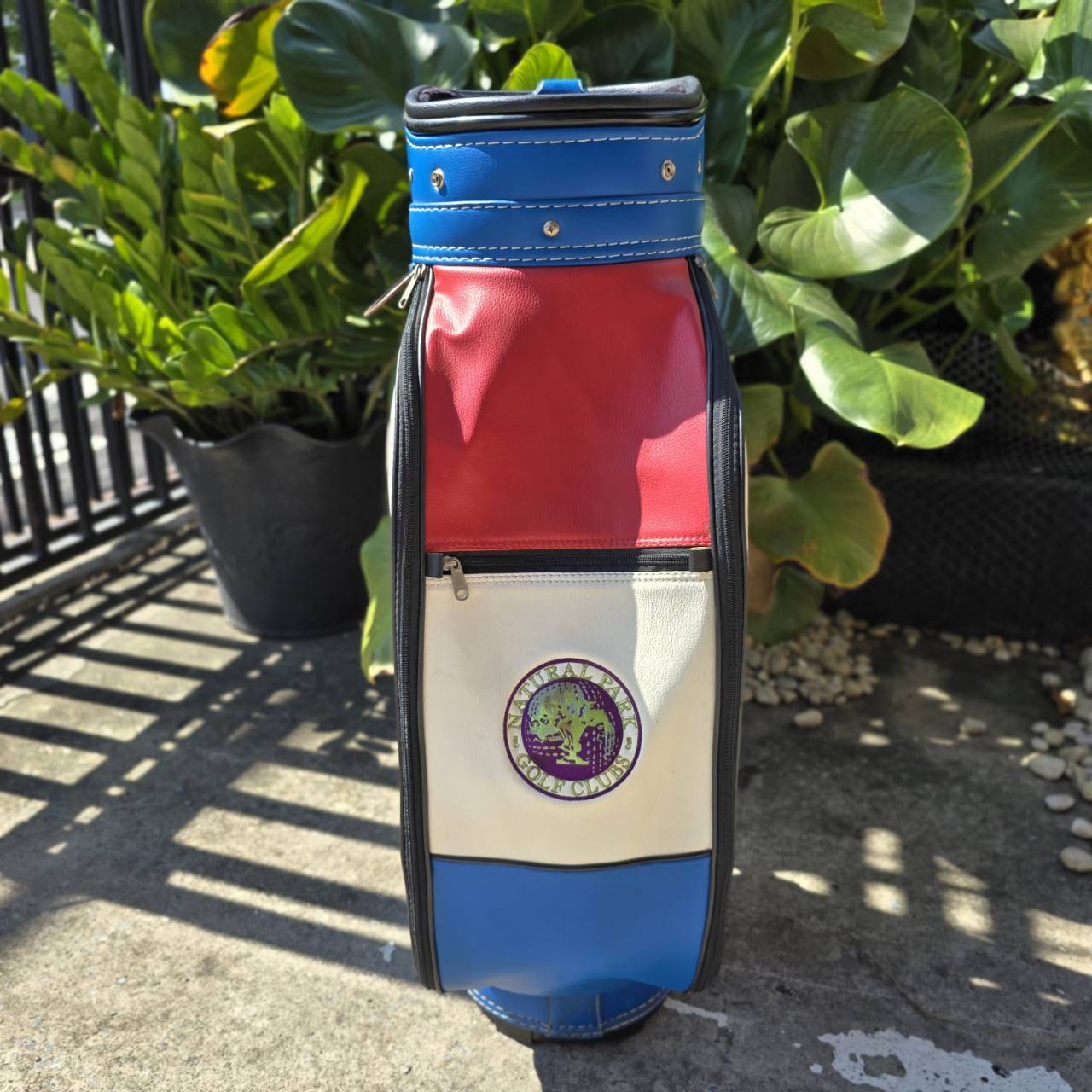 ถุงกอล์ฟ Mercedes-Benz Big Match ภายในบุกำมะหยี่ ถุง TOUR .บใหญ่ น่าใช้มากค่ะ ลดพิเศษที่สุด!!!