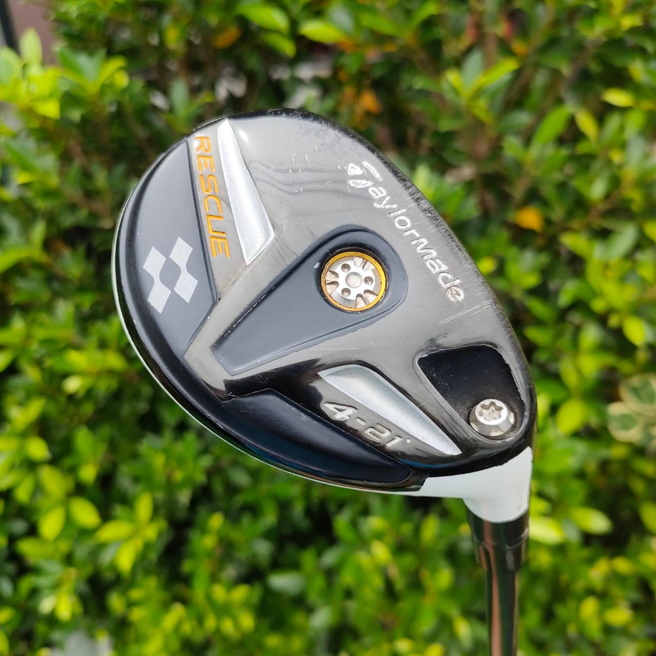 HYBRID 4 TAYLORMADE RESCUE ก้าน FUJIKURA MOTORE FLEX R องศา 21 เป็นตัว Rescue ที่ดีสมบูรณ์ที่สุด ของ taylormade ครับ