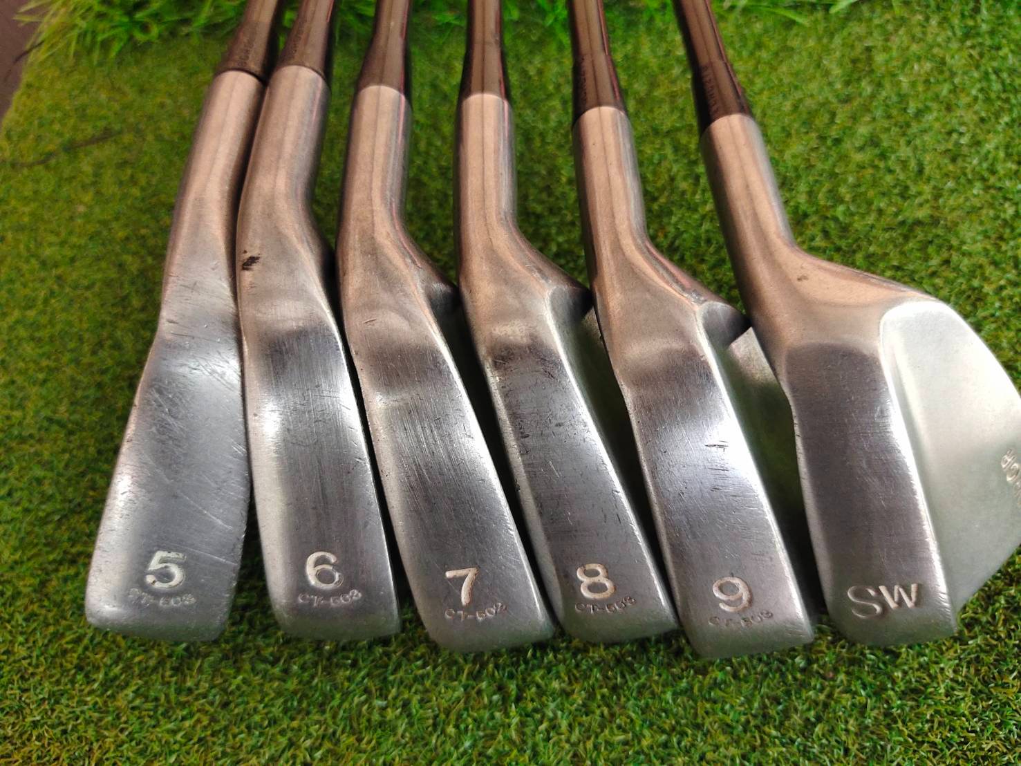 ชุดเหล็ก PRGR ก้านเบาสบาย MADE IN JAPAN 100 % ก้านกราไฟต์ FLEX R