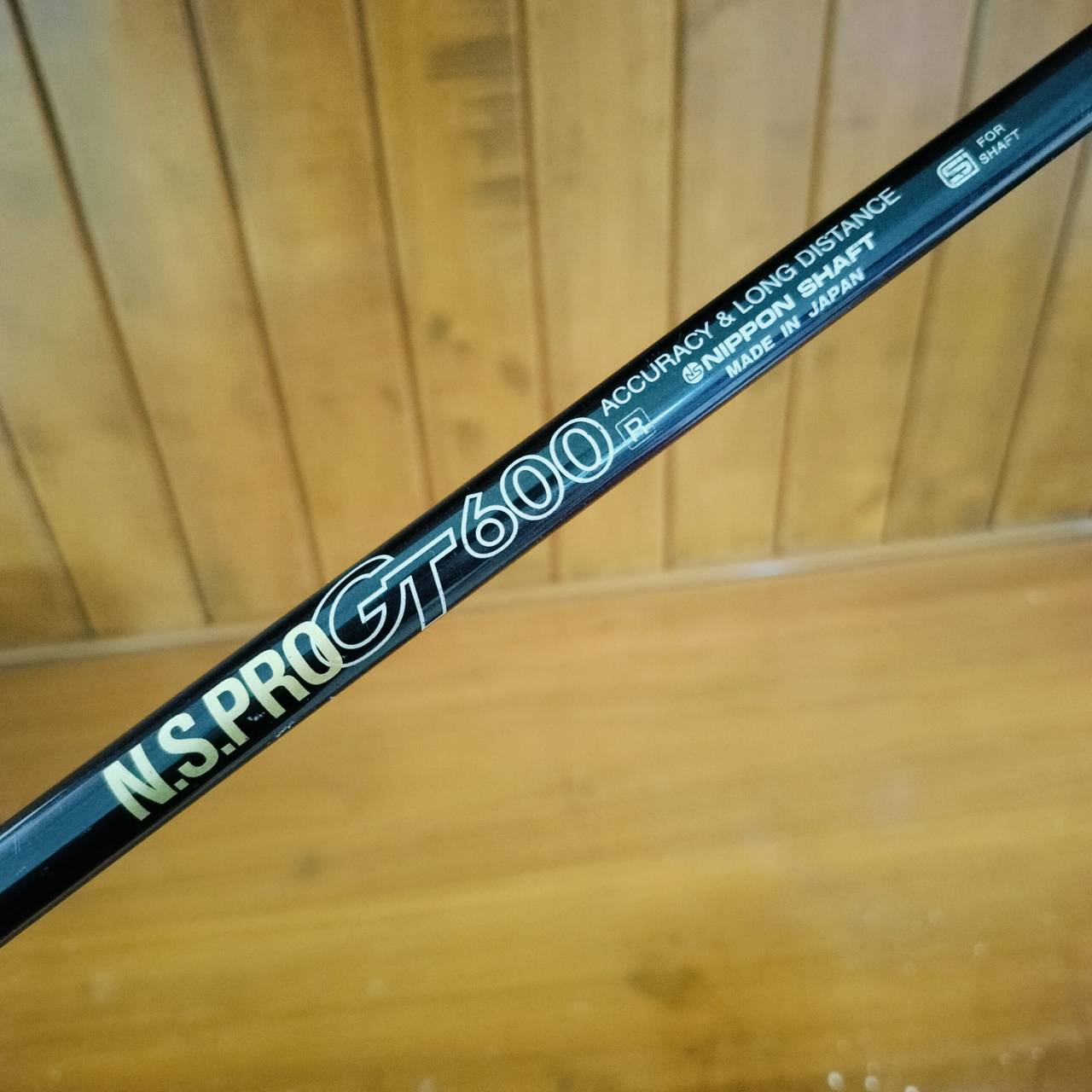 Driver Cleveland LAUNCHER 460 ก้าน NS PRO GT 600 FLEX R กริพ IOMIC อย่างดี หัวใหญ่ 460 CC. วัสดุเบต้าไทเทเนี่ยม ตีไกลเสียงเพราะ ไม้กอล์ฟพรีเมี่ยมมือสอง ของแท้ By NakaraLuxurious