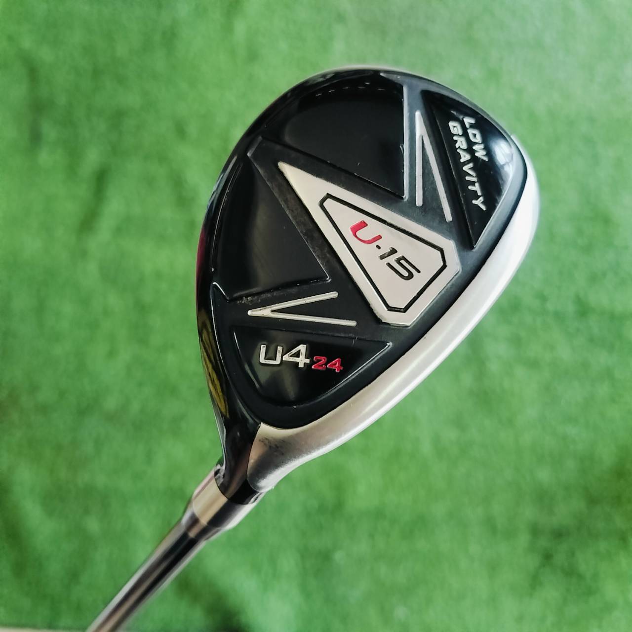 Japanese U-15 24° U4 Hybrid Low Gravity Graphite Shaft FLEX S ตีแม่นมากๆ ยิงกรีนยาวๆสบายๆ ไม้กอล์ฟพรีเมี่ยมมือสอง ของแท้ By NakaraLuxurious