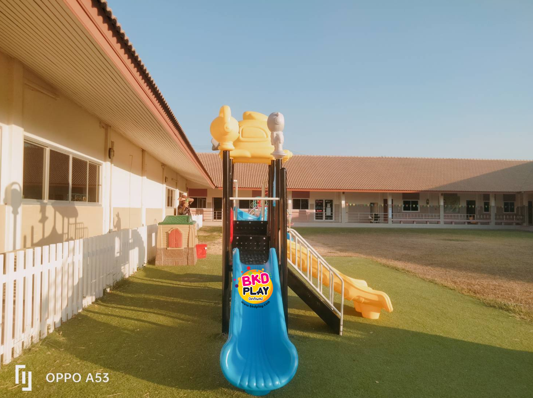 เครื่องเล่นสนามกลางแจ้ง,ชุดการ์ตูนท่องโลก สไลเดอร์ใหญ่, ของเล่น,ครุภัณฑ์สนามเด็กเล่น, สพฐ,โครงการโรงเรียนประชารัฐ ทำงบประมาณ70,000 บาท