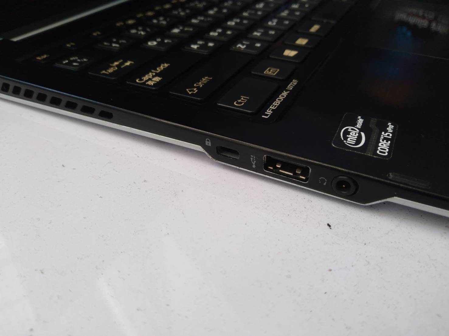 Fujitsu Ulttrabook Lifebook U772/F