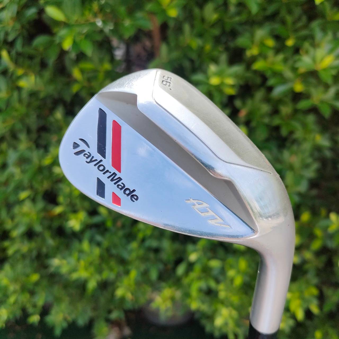 WEDGE TAYLORMADE ATV องศา 56 ก้าน KBS FST FLEX WEDGE วัสดุพรีเมี่ยม!! ร่องหน้าไม้คมจัดๆ และยังมี MILLED อีกหนึ่งชั้นทำให้สปินจัดมากๆ!! ไม้กอล์ฟมือสอง ของแท้ BY NakaraLuxurious