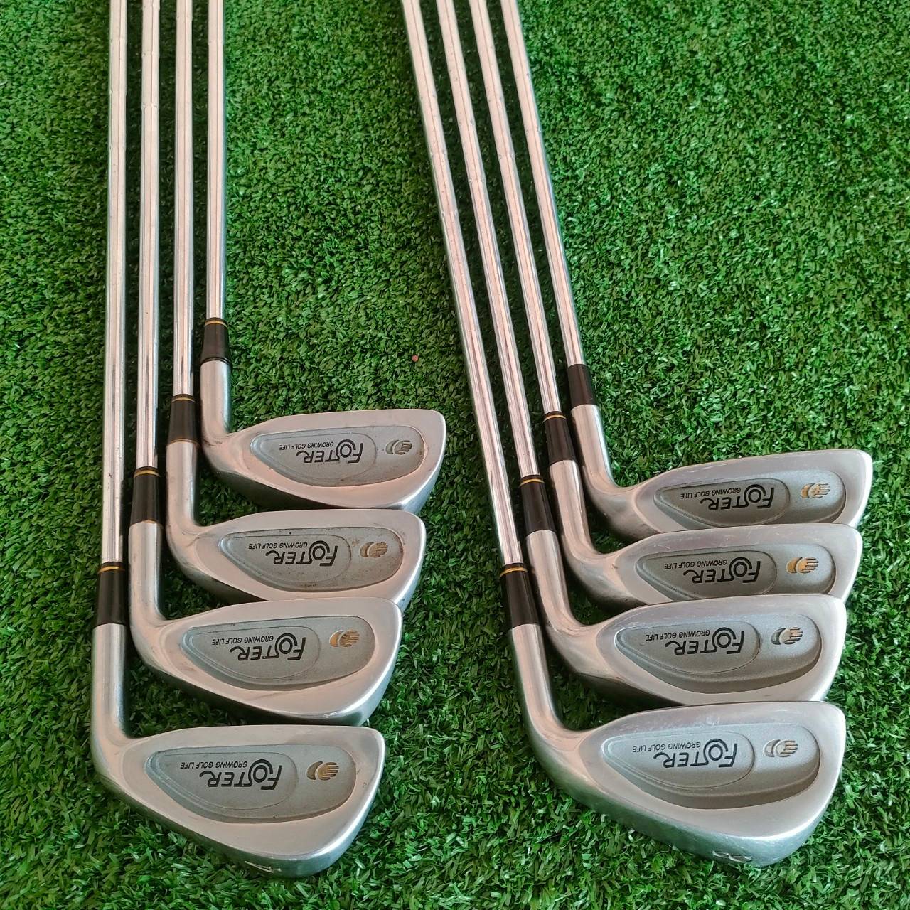 ชุดเหล็ก FOTER GROWING GOLF LIFT มีเหล็ก 4-9 เเละ PW SW ก้านเหล็ก ใบ CAVITY ตีง่าย ก้านเหล็กแม่นยำ