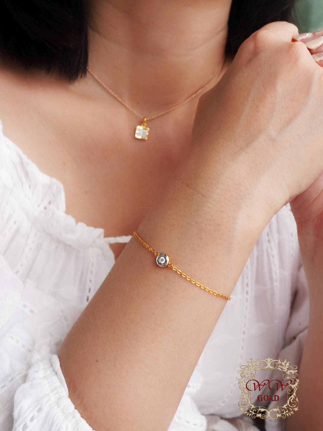 สร้อยข้อมือเม็ดเดียว ^^