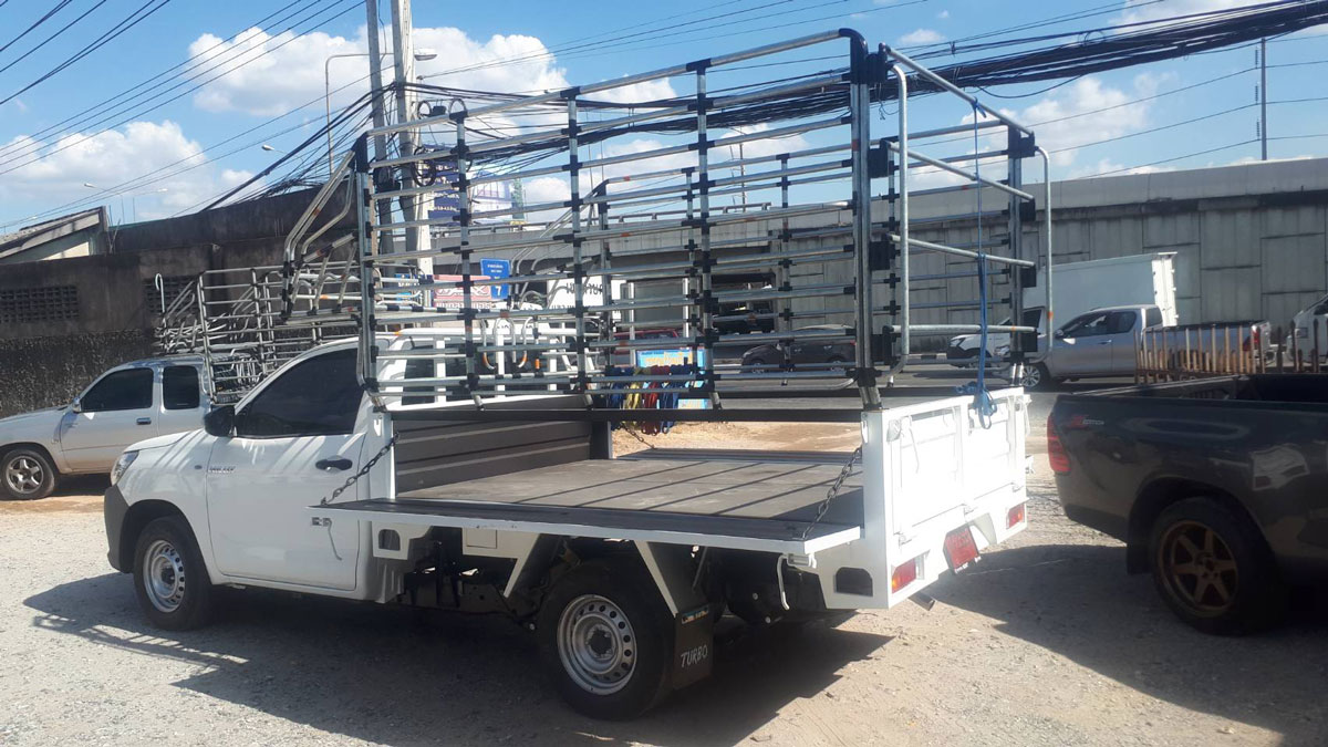 กระบะพื้นเรียบเปิด 3 ด้าน โตโยต้า รีโว่+คอกสูง 130 ซม.