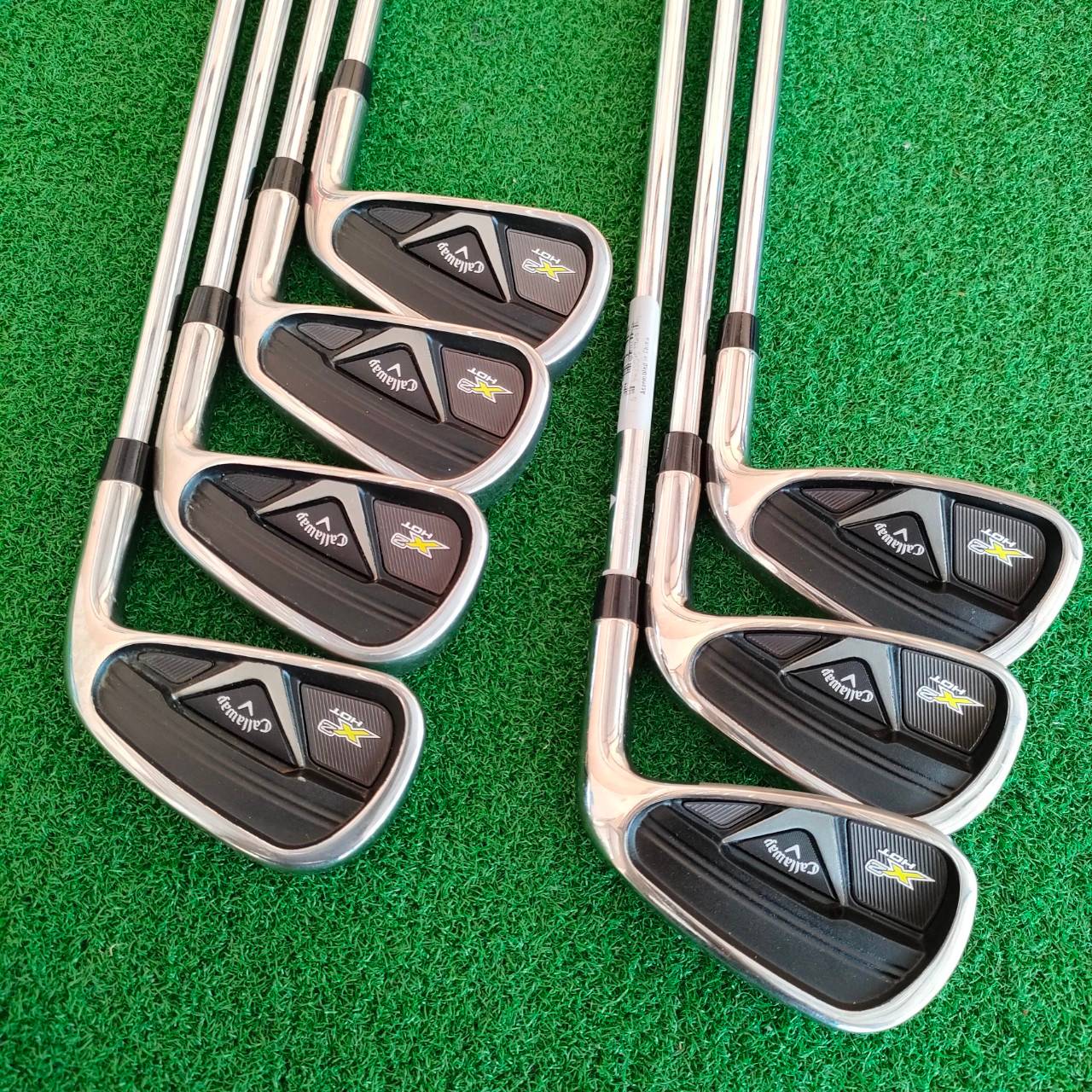 ชุดเหล็ก CALLAWAY X2 HOT PRO มีเหล็ก 4 - 9 PW ทั้งหมด 7 ชิ้น ก้าน N.S.PRO 950GH FLEX R สภาพสวยเดิมมากๆ