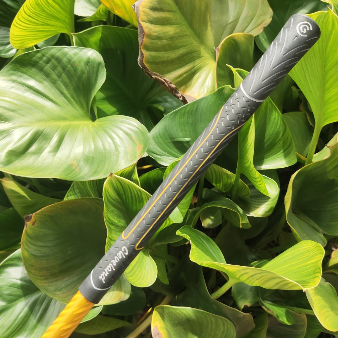 U3 Cleveland LAUNCHER – 20.5° ตีลอยง่ายมาก ควบคุมระยะสม่ำเสมอ