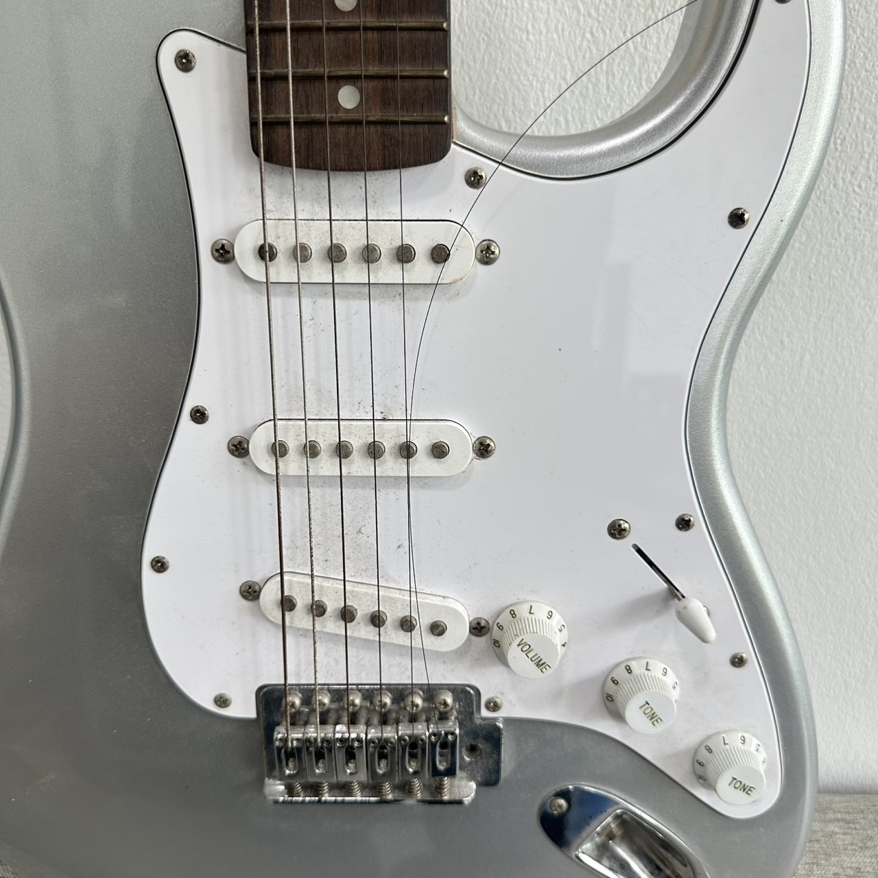 กีต้าร์ Squier Stratocaster