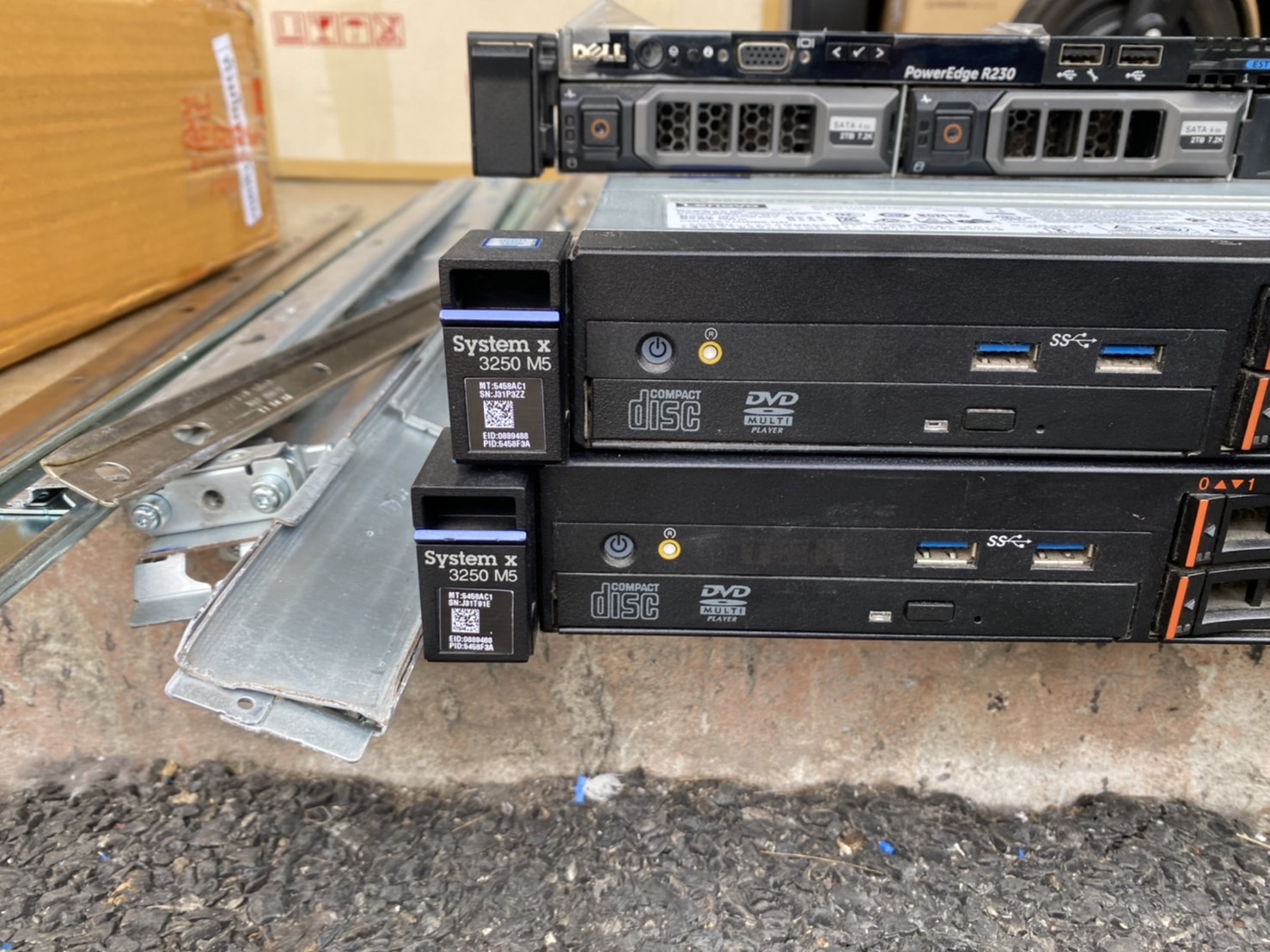 Lenovo ThinkServer X3250 M5