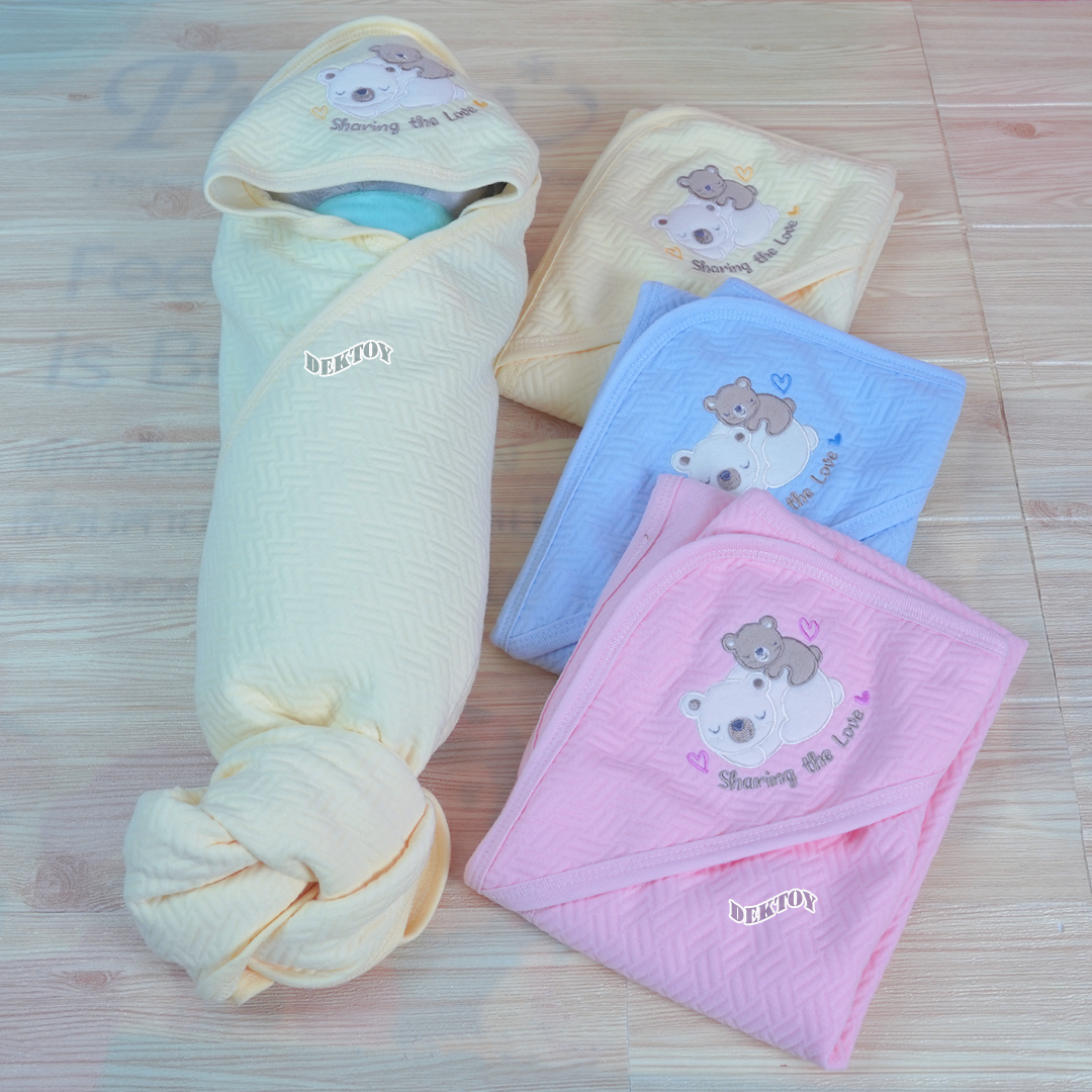 First Wear ผ้าห่อตัวเด็กทารก แบบสำเร็จรูป ผ้าแซนวิช ไซส์ 72x89 ซม.