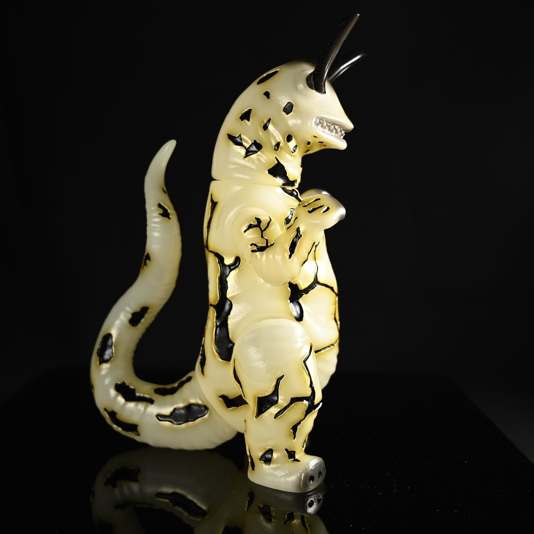 [สั่งจอง]Planet-x Asia : Elekking (Adult & Baby Set) GID (25Cm)