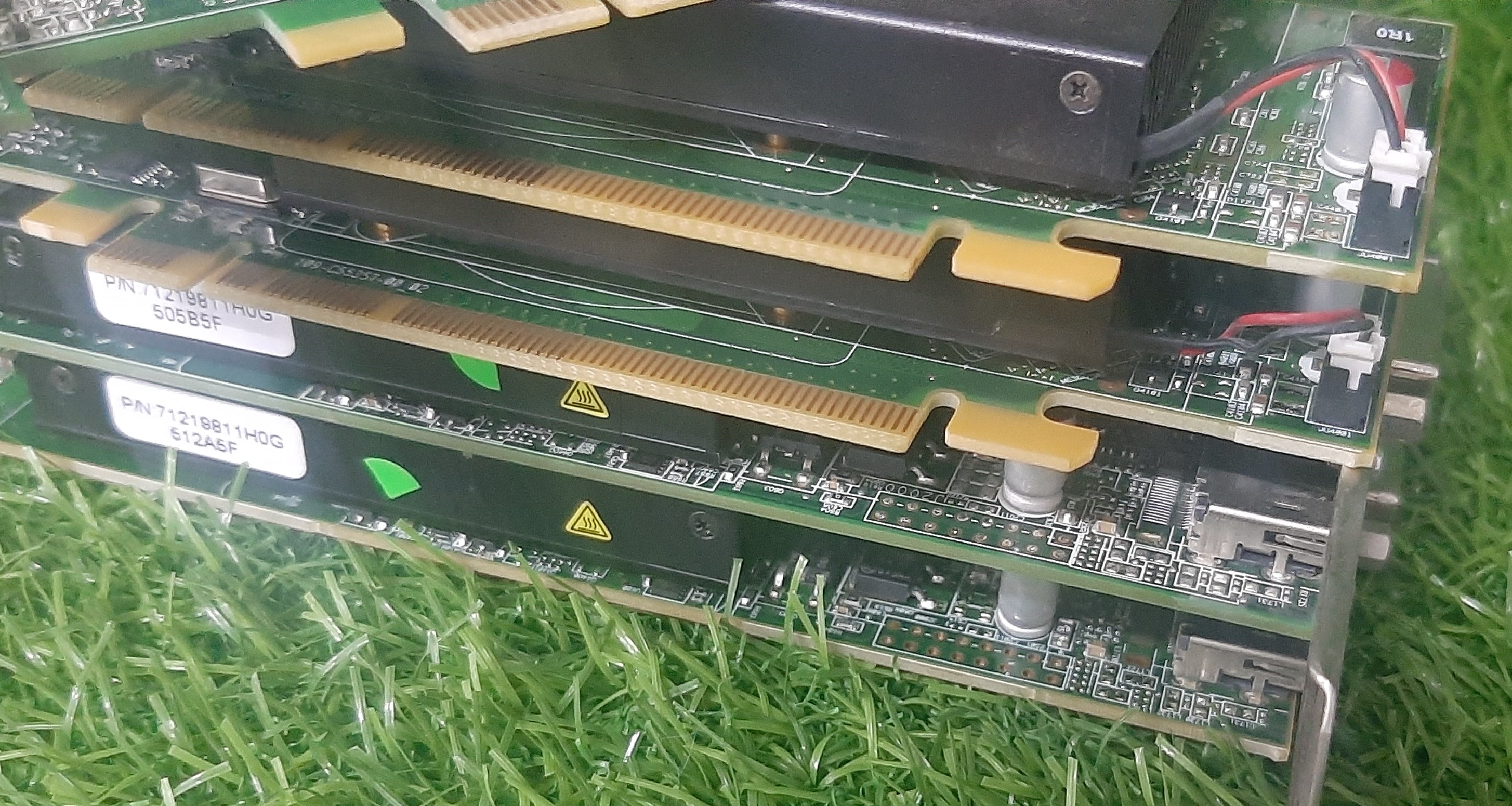 การ์ดจอมือสองสภาพดี ประกันร้าน 1 เดือน AMD R5 240 1GB DDR3