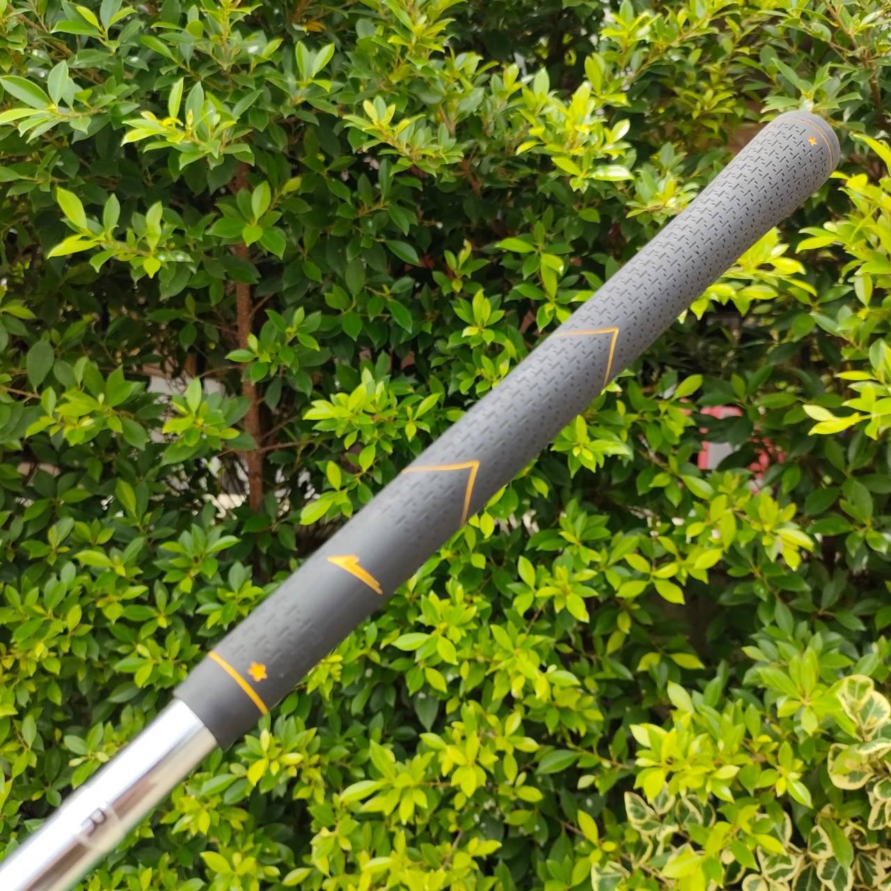 HYBRID WORLDEAGLE WE-5Z ก้าน WORLDEAGLE FLEX R ไฮบริดก้านเหล็ก สำหรับท่านที่ชอบไฮบริดแบบบู๊ดุดัน!! เน้นตีตรงมากที่สุด ไม้กอล์ฟมือสอง ของแท้ BY NakaraLuxurious