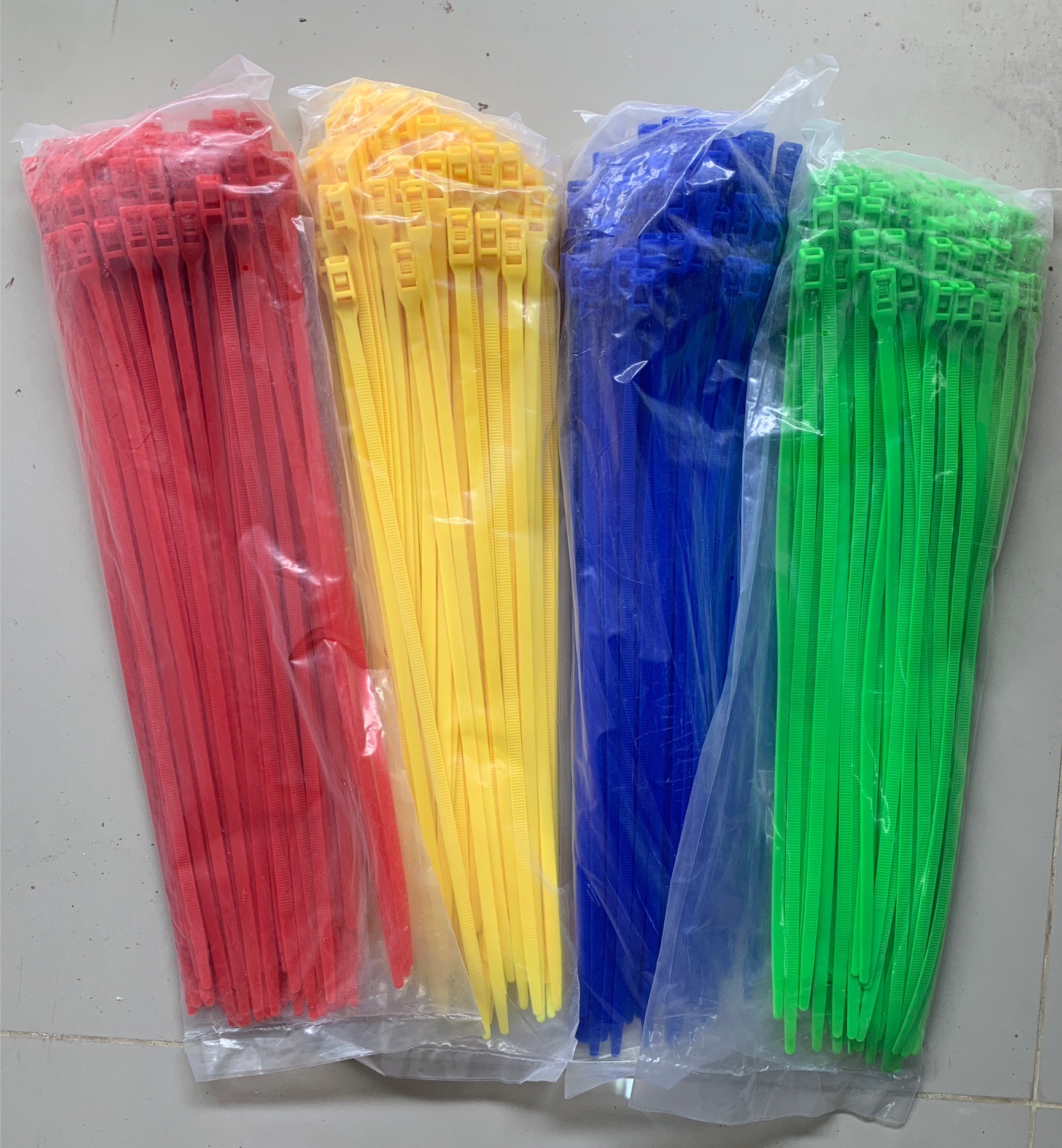 อะไหล่บ้านบอล โฟมหุ้มเสาบ้านบอล สายรัดเคเบิ้ลไทส์ ตาข่ายบ้านบอล พร้อมส่ง