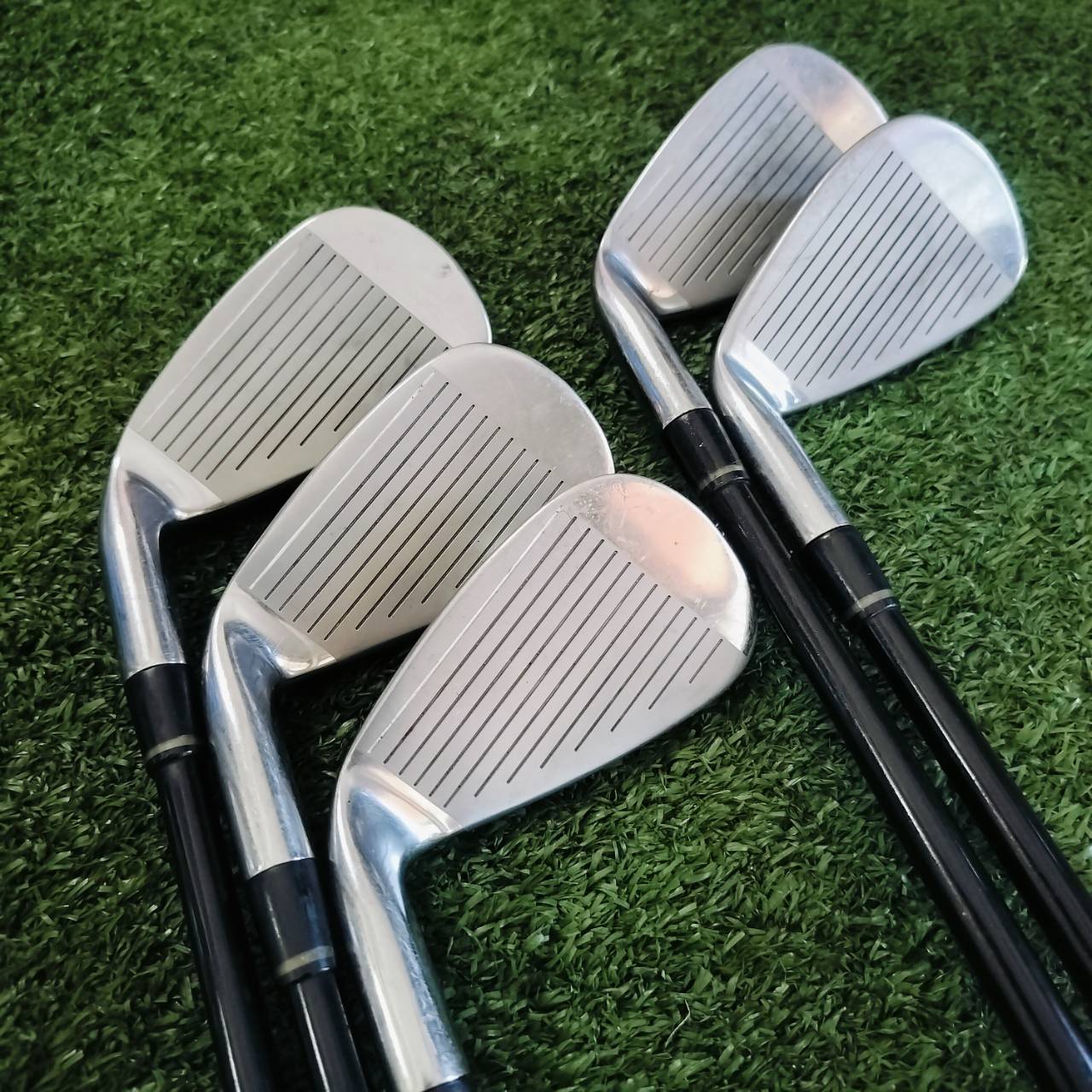 ชุดเหล็ก HYBRID ทั้งชุด!!! Adams Idea Tech V3 irons ชุดเหล็กที่ตีง่ายมากๆๆ และ ตีไกลกว่าเหล็กทั่วไป ไม้กอล์ฟพรีเมี่ยมมือสอง ของแท้ By NakaraLuxurious