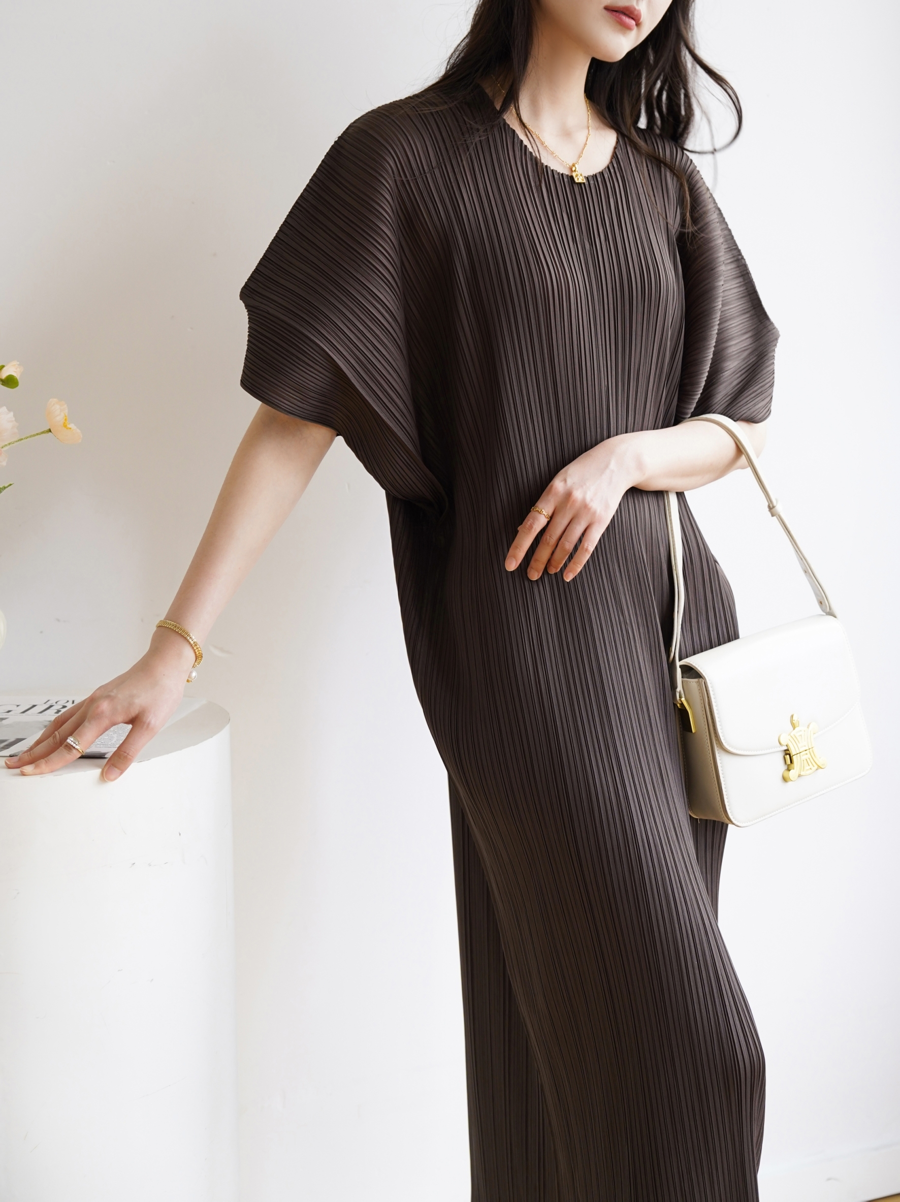 2MUAY รุ่น GJO1408 เดรสพลีทคุณภาพ SHORT SLEEVE V NECK PLEATED DRESS 10 สี FREE SIZE