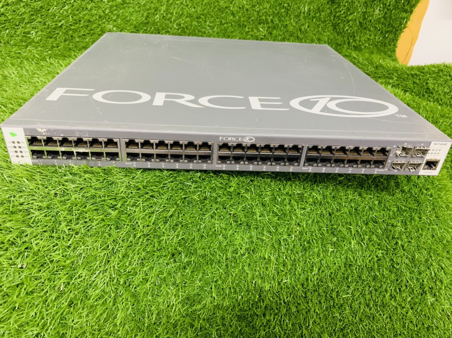 สวิตซ์ Force 10 Networks SA-01-GE-48T 48-Port Gigabit Switch with SA-01-10GE-2P Module สินค้ามีประกัน