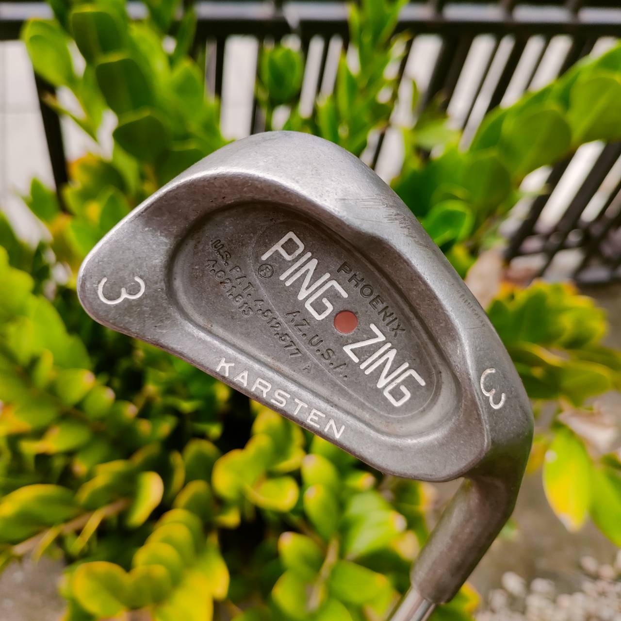 เหล็ก 3 PING ZING เป็นรุ่นพัฒนาต่อจาก EYE2 ใบใหญ่กว่า ชดเชยสูงหระจายน้ำหนัก ตีง่าย ตีไกล ตกหยุดมากๆ ก้านเดิมๆแท้ๆ ไม้กอล์ฟพรีเมี่ยมมือสอง ของแท้ By NakaraLuxurious