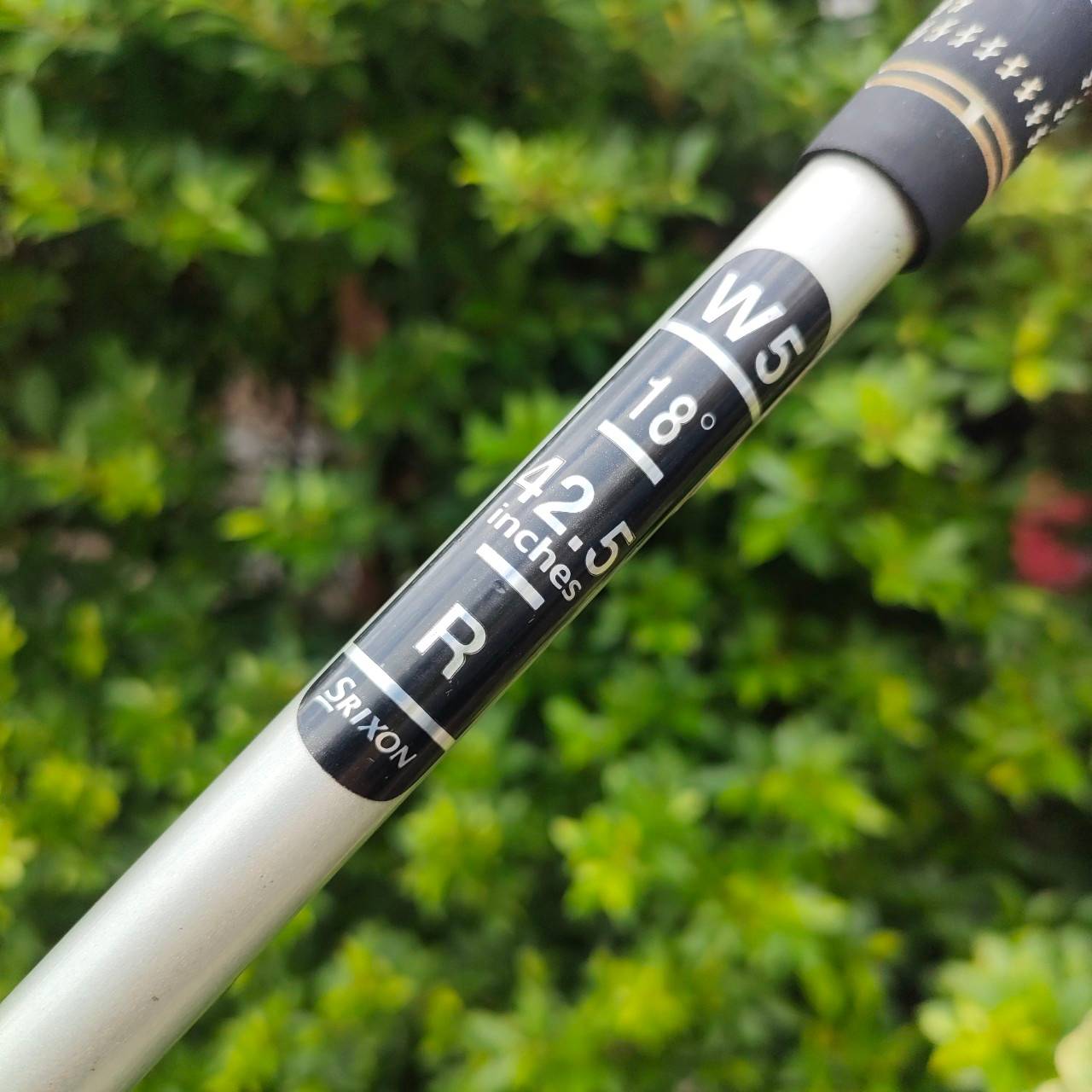 FW5 SRIXON M-STEEL องศา 18 ก้าน SV-3008 FLEX R ก้านเบา ออกแบบให้ตีง่าย วางน้ำหนักไว้อย่างดี!! ไม้กอล์ฟมือสอง ของแท้ BY NakaraLuxurious