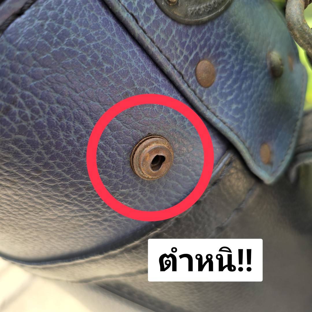 ถุงกอล์ฟ WILSON เป๊กหลุด 1 จุด นอกจากนั้นใช้งานได้ตามปกติเลยค่ะ