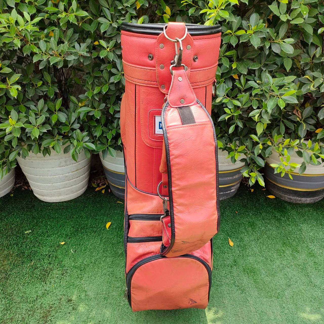 ถุงกอล์ฟ MOL มือสอง ใบใหญ่ 9 นิ้ว ดูดีเลยครับ