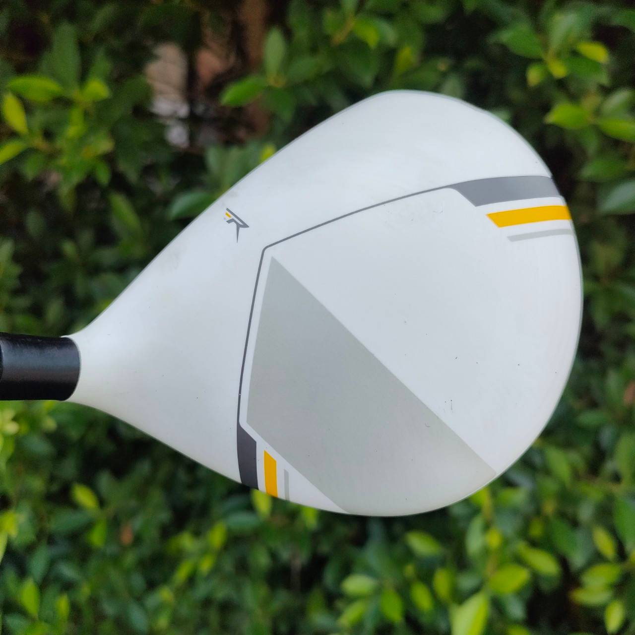 FW5 TAYLORMADE RBZ STAGE2 องศา 19 ก้าน TM1-213 RBZ FLEX R ตีดีมากๆ และตีไกลมาก!! เพราะตรงสันไม้มี POCKET ขนาดใหญ่!! ทำให้เกิดสปริง เด้งมากๆ ตีง่ายและไกล!! ไม้กอล์ฟมือสอง ของแท้ BY NakaraLuxurious