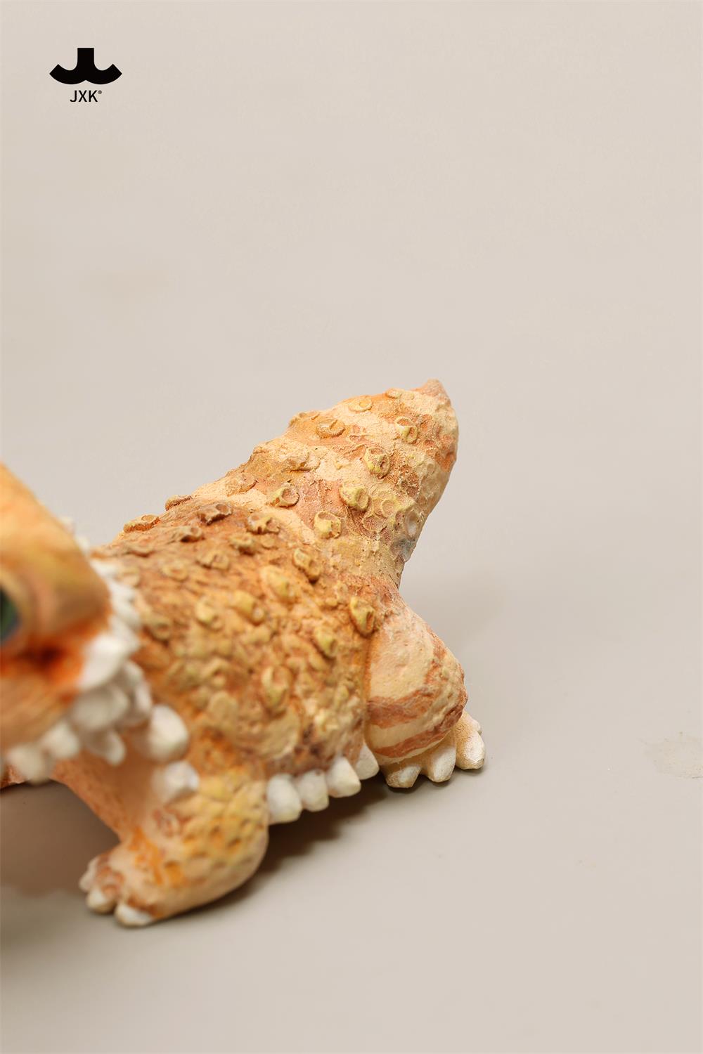 [สั่งจอง]JXK R2502 Global Artists Series : Pogona vitticeps (Roshia Ilumi Forest)