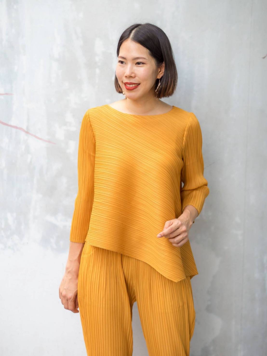 อก 38 นิ้ว 2MUAY รุ่น GJO7161 เสื้อพลีทงานคุณภาพ เสื้อผู้หญิง 13สี FREE SIZE HALF SLEEVE ASYMMETRIC PLEATED TOP