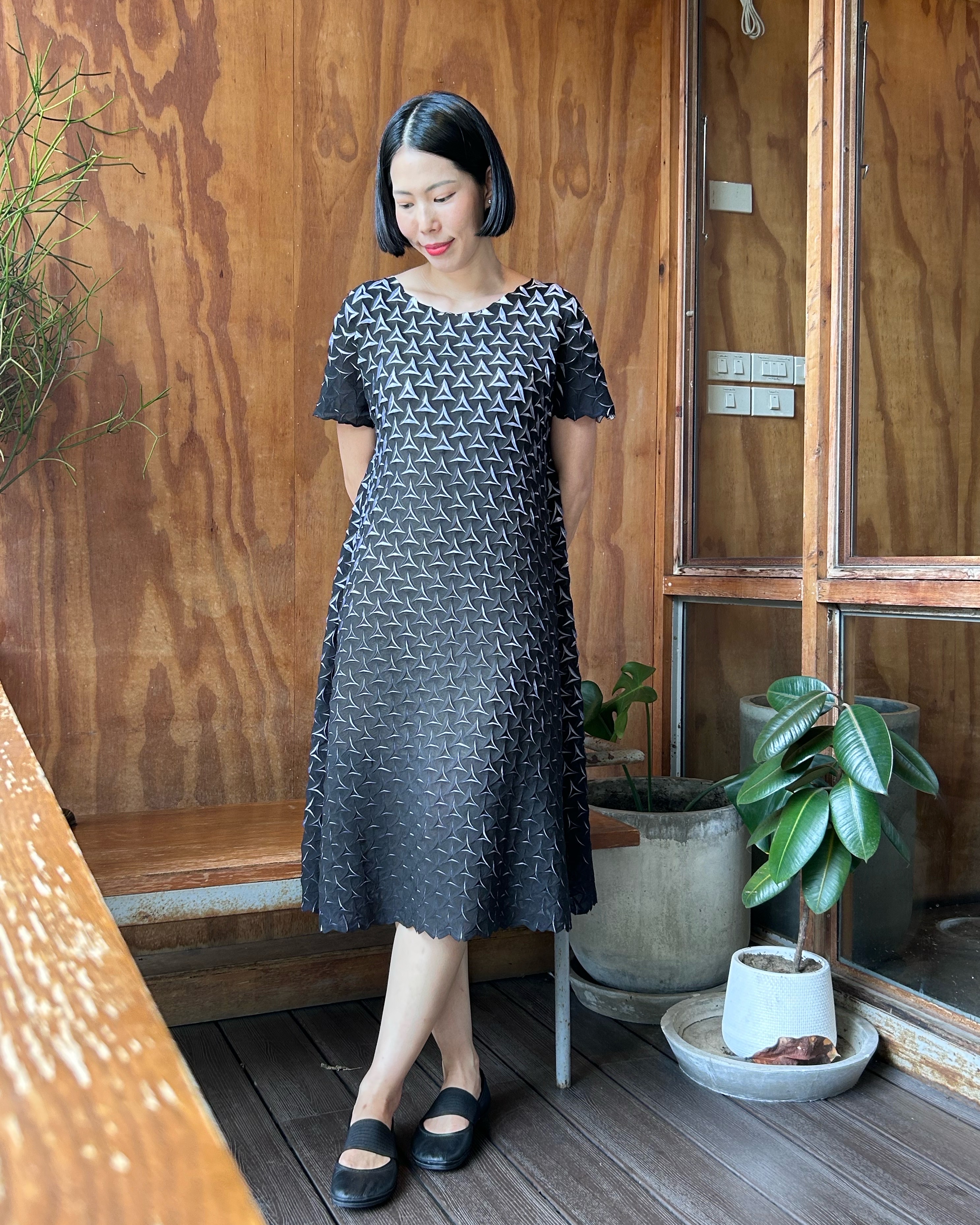 2MUAY รุ่น CX6321 เดรสอัดพลีท ASYMMETRIC PRINTED PLEATED DRESS 3 สี FREE SIZE