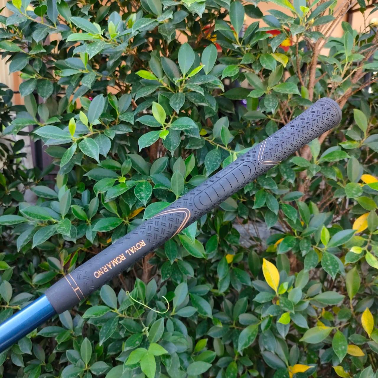 ไม้กอล์ฟครบชุด PROTEAM 323 ROYAL ROMARNO ITALY ทั้งชุดประกอบด้วย หัวไม้ 1,3,5 ก้าน PROTEAM 323 ROYAL ROMARNO ITALY FLEX R ชุดเหล็ก 5-9 เเละ PW SW PUTTER สวยพัตต์ง่าย พร้อมถุงกอล์ฟภายในบุกำมะหยี่อย่างดี