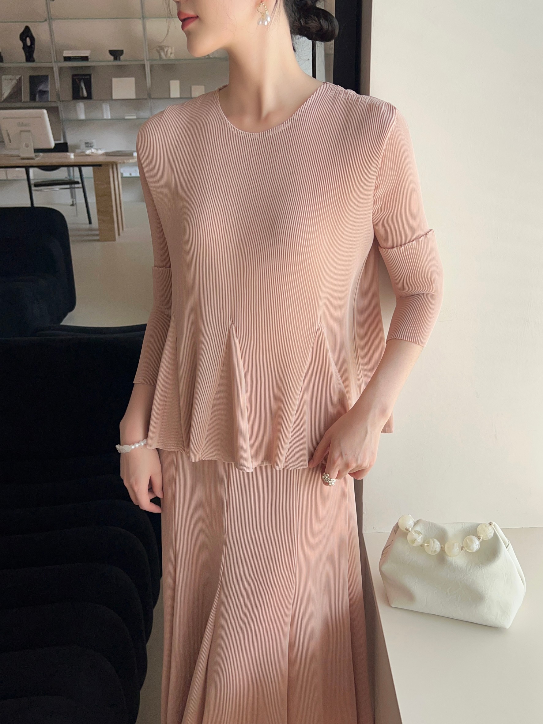 2MUAY GJO1793 เสื้อพลีทคุณภาพ ROUND NECK LONG SLEEVE PLEATED TOP 9 สี FREE SIZE