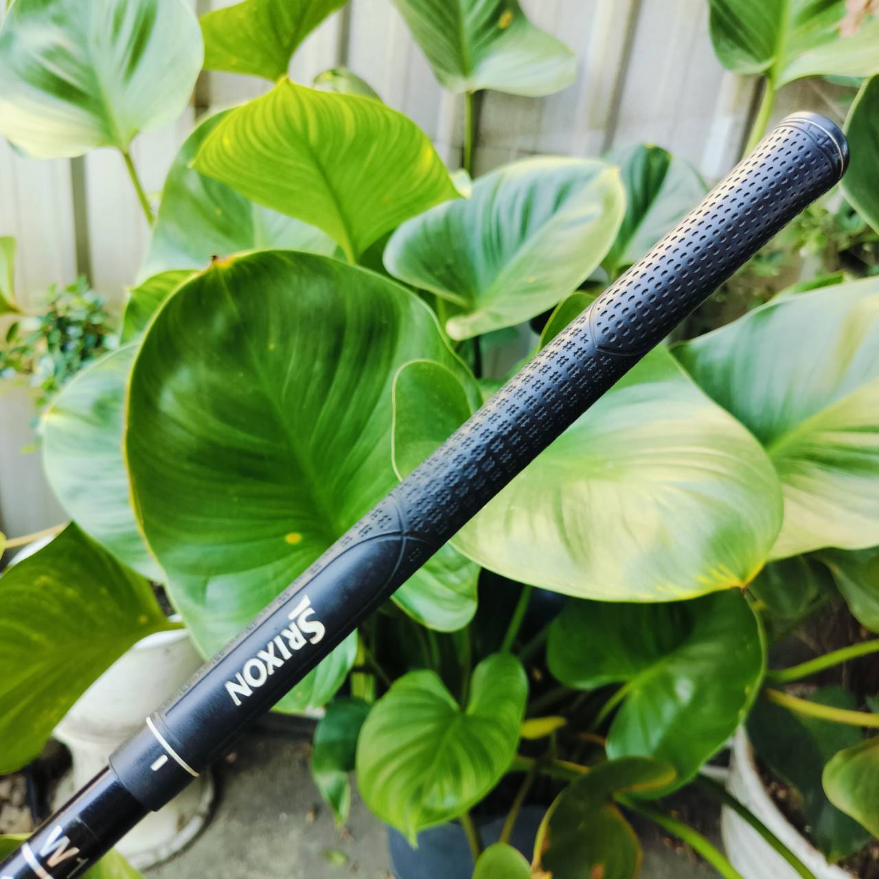 DRIVER SRIXON W-403 AD องศา 11.5 ก้าน SRIXON SV-3000 FLEX S วัสดุเบต้าไทเทเนี่ยม พรีเมี่ยมญี่ปุ่น ไม้กอล์ฟพรีเมี่ยมมือสอง ของแท้ By NakaraLuxurious