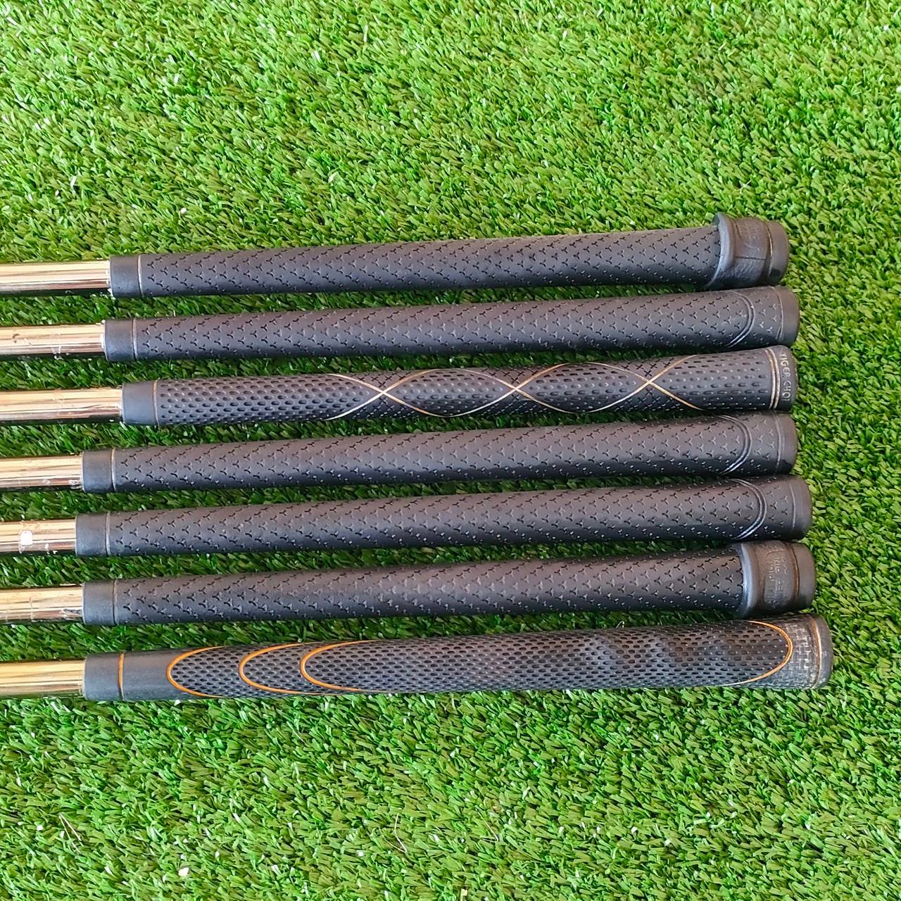 ** ไม้กอล์ฟสำหรับผู้หญิง ** ชุดเหล็ก DAIWA GIII TUNGSTEN LOW GRAVITY มีเหล็ก 5-9 เเละ PW AW ก้าน GII HYPER KICK FR-I FLEX L สุดยอดชุดเหล็กพรีเมี่ยม