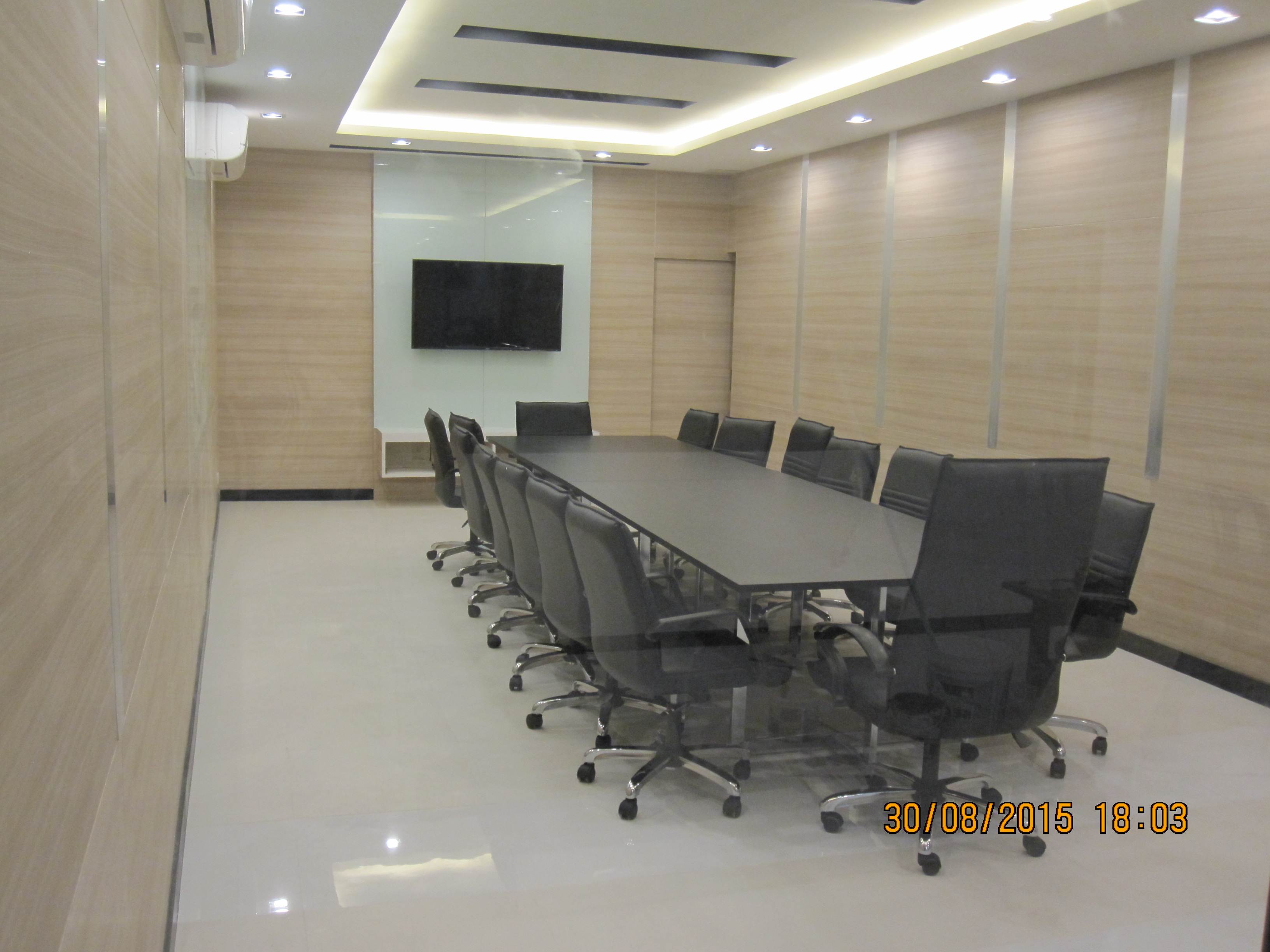 งานกองปราบปราม จัดทำเฟอร์นิเจอร์ ซ่อมแซมทุกส่วนที่ชำรุด