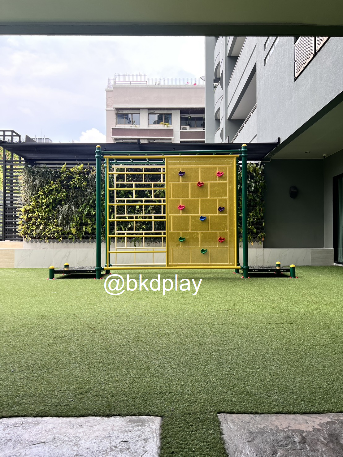 เครื่องเล่นสนามกลางแจ้ง เหล็กตั้งพื้น ชุดปีนป่ายหน้าผาจำลอง ปีนป่ายกำแพง, OutdoorPlayground, บาร์โหนอนุบาล-ประถม ขนาด 80x360x200 ซม.