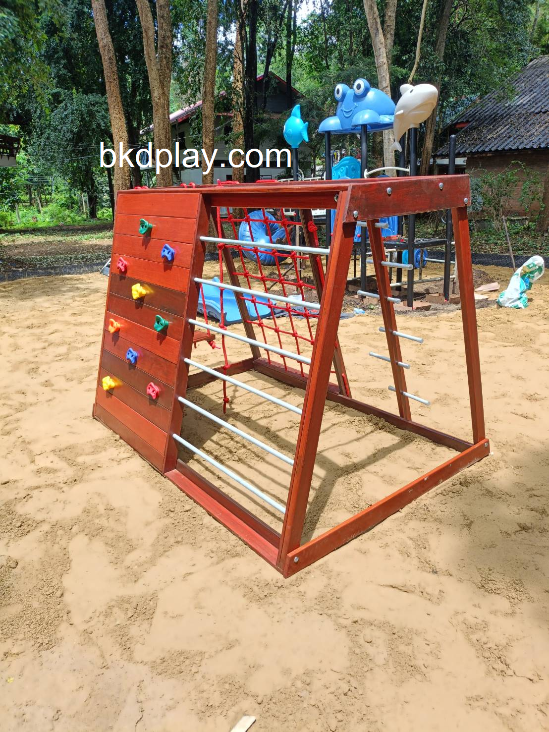 เครื่องเล่นสนามไม้ ชุด B ปีนป่ายเชือก ,ชิงช้า ,ปีนหน้าผา ปีนป่ายไม้ เครื่องเล่นสนามกลางแจ้ง ของเล่นสนาม wood playground