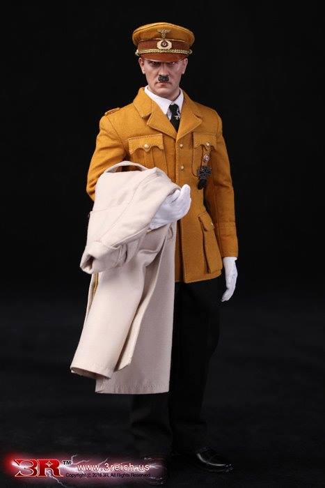 [สั่งจอง]ท่านผู้นำหนวดจิ๋ม 3R GM641 Adolf Hitler 1/6 (1889 - 1945) Version B