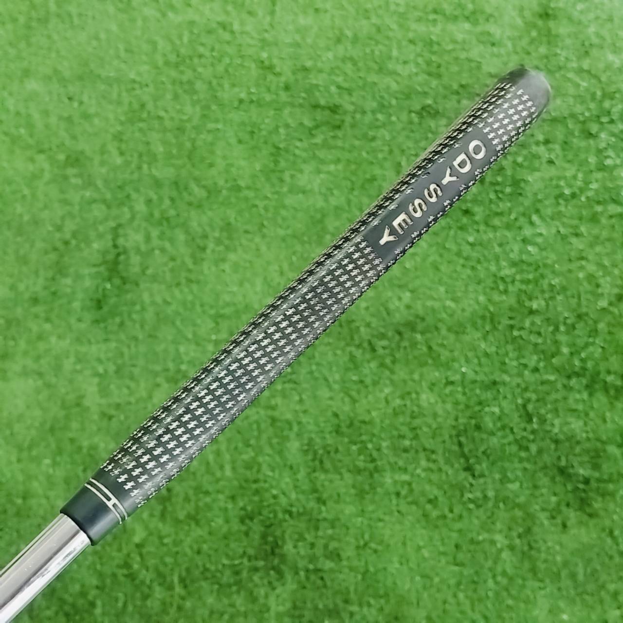 PUTTER ODYSSEY WHITE HOT #5 เป็นก้านแบบ CENTER ยาว 34 นิ้ว สภาพสวยเดิมๆเลยค่ะ ไม้กอล์ฟพรีเมี่ยมมือสอง ของแท้ By NakaraLuxurious