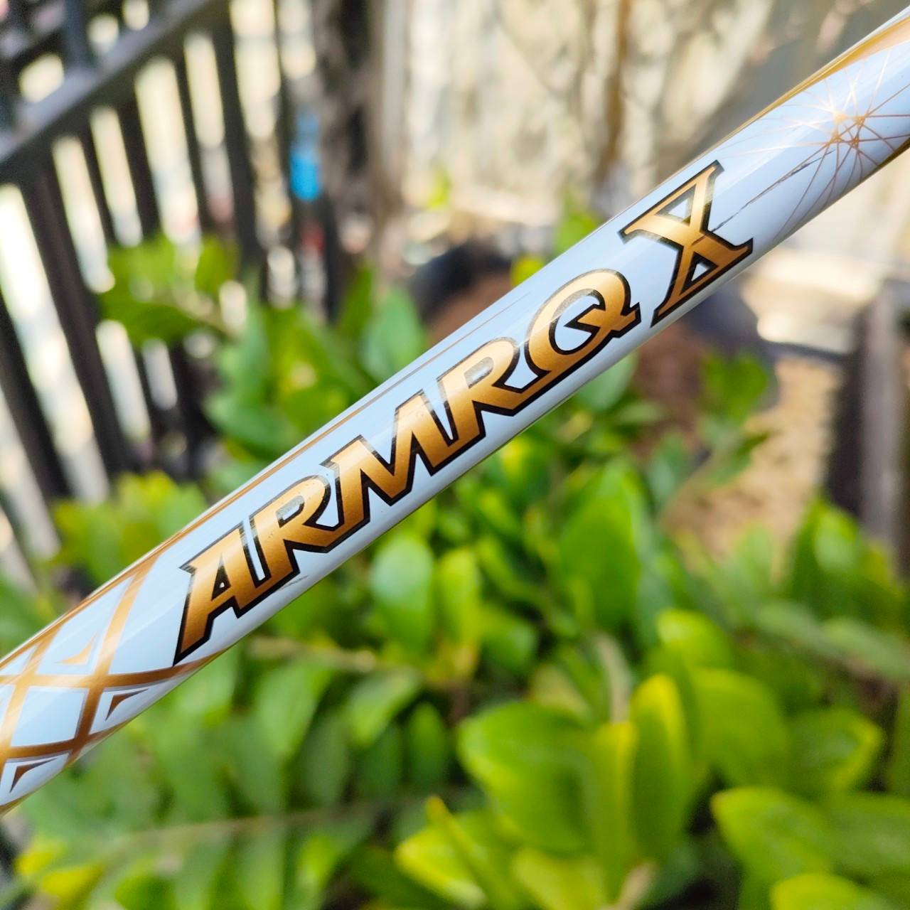 ก้าน DRIVER HONMA ARMRQ X (ถักสิบชั้น) ความยาวเฉพาะก้าน 45 นิ้ว FLEX R ก้านระดับ 2 ดาว ** ใส่กริฟ HONMA มาแล้ว ก้านดีมากๆ ไม้กอล์ฟพรีเมี่ยมมือสอง By NakaraLuxurious