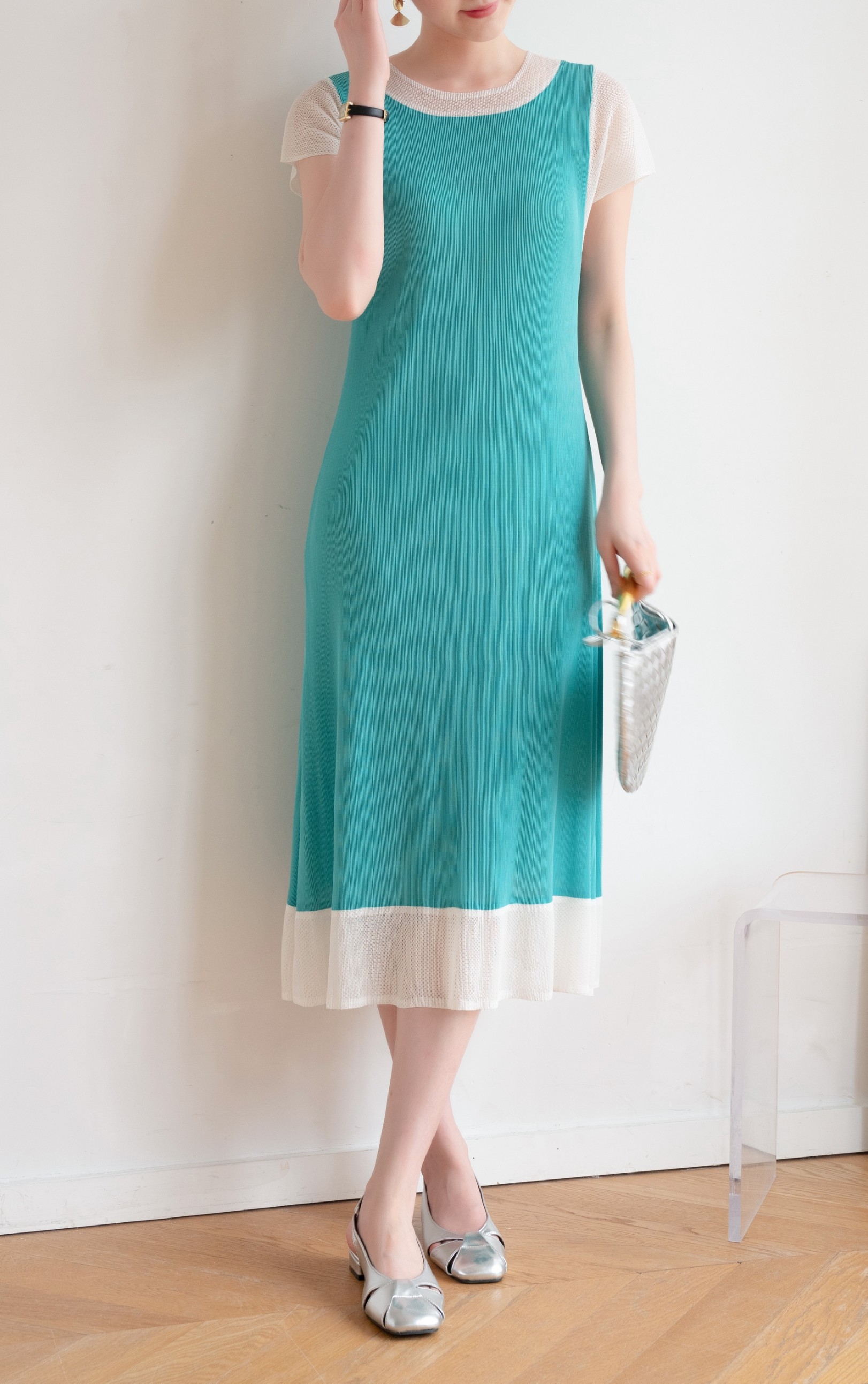 ปรับราคาลง20%!! 2MUAY รุ่น GJO1321 เดรสพลีทคุณภาพ TWO TONE SHORT SLEEVE PLEATED DRESS 6 สี FREE SIZE