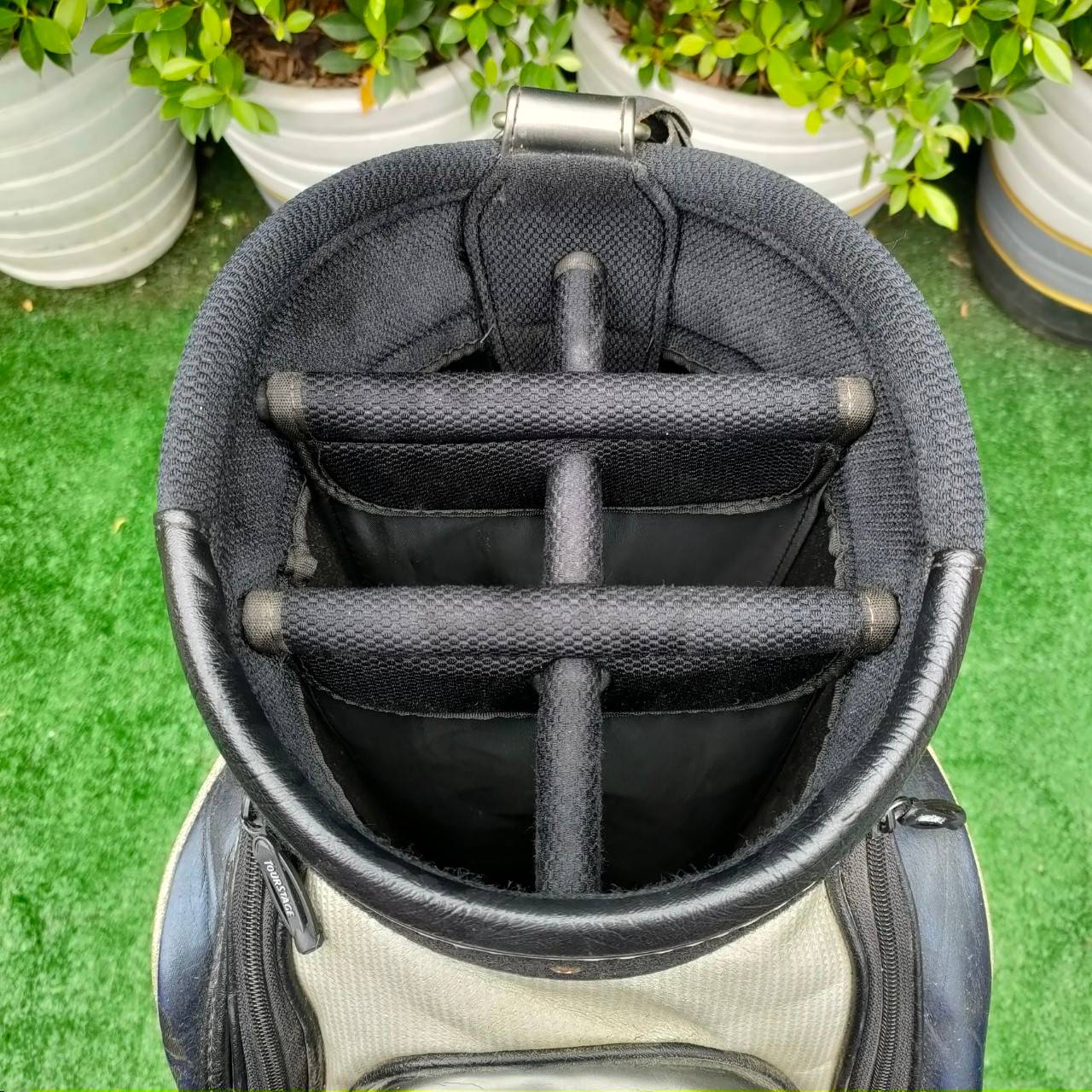 ถุงกอล์ฟ TOURSTAGE มือสอง ถุงใบใหญ่ 9 นิ้ว ถุงสวยมาก พรีเมี่ยมจากประเทศญี่ปุ่น