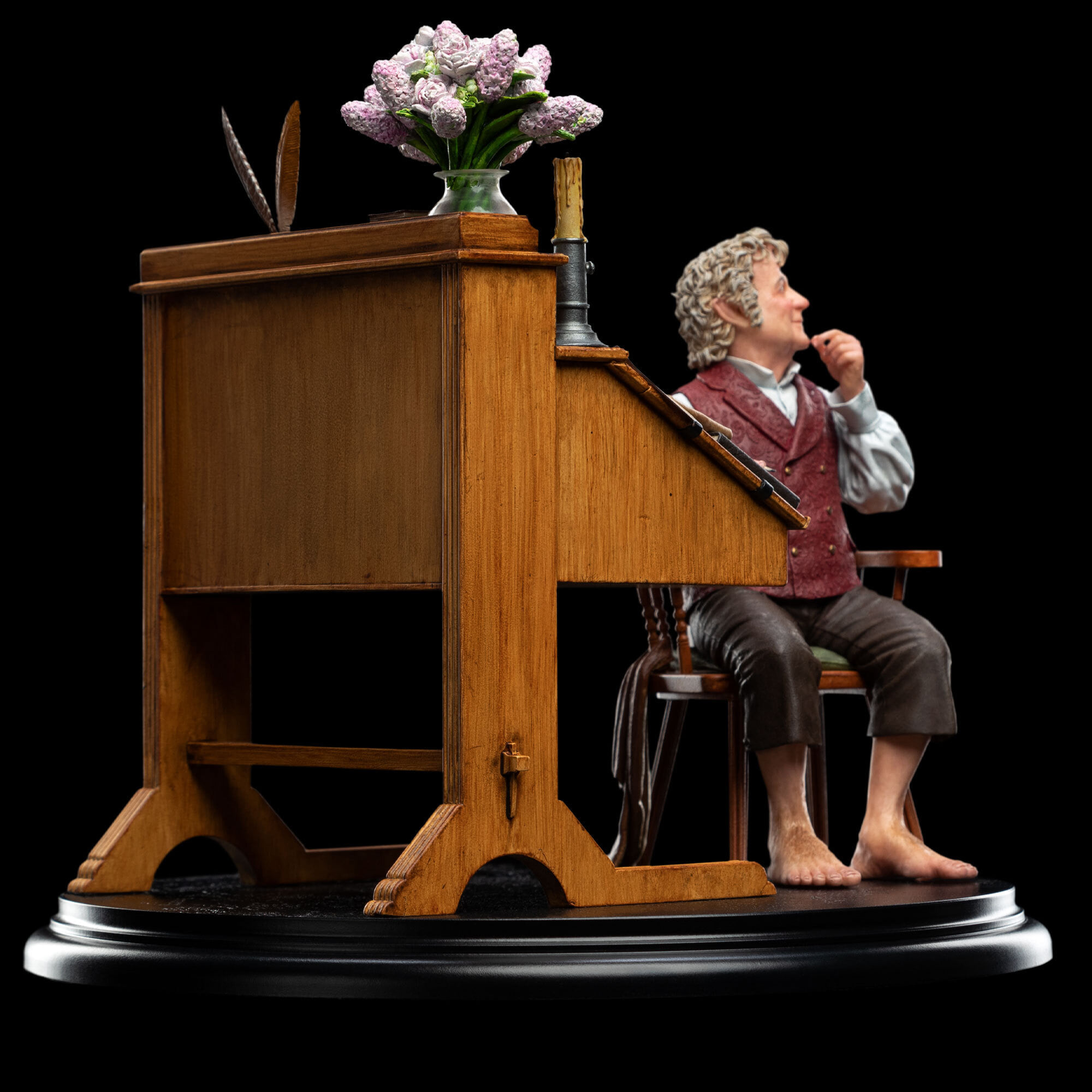 [สั่งจอง]Weta Workshop : Bilbo Baggins at His Desk