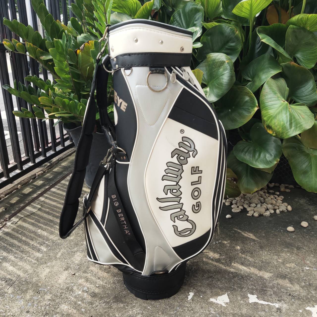 ถุงกอล์ฟ Callaway HAWK EYE VFT มือสอง ของแท้ ถุง TOUR ใบใหญ่มาก สภาพสวยเดิมๆ