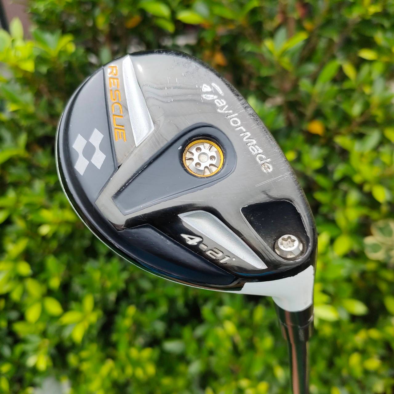 HYBRID 4 TAYLORMADE RESCUE ก้าน FUJIKURA MOTORE FLEX R องศา 21 เป็นตัว Rescue ที่ดีสมบูรณ์ที่สุด ของ taylormade ครับ