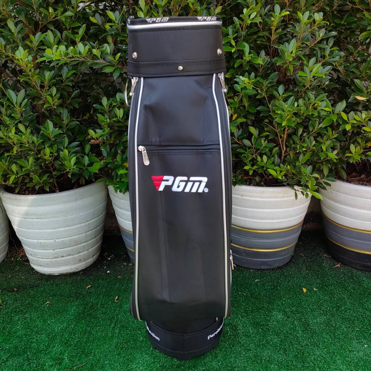 ถุงกอล์ฟ PGM VICTOR สภาพนางฟ้า เหมือนซื้อมือหนึ่ง เก็บอย่างเดียว แทบไม่ได้ใช้ครับ