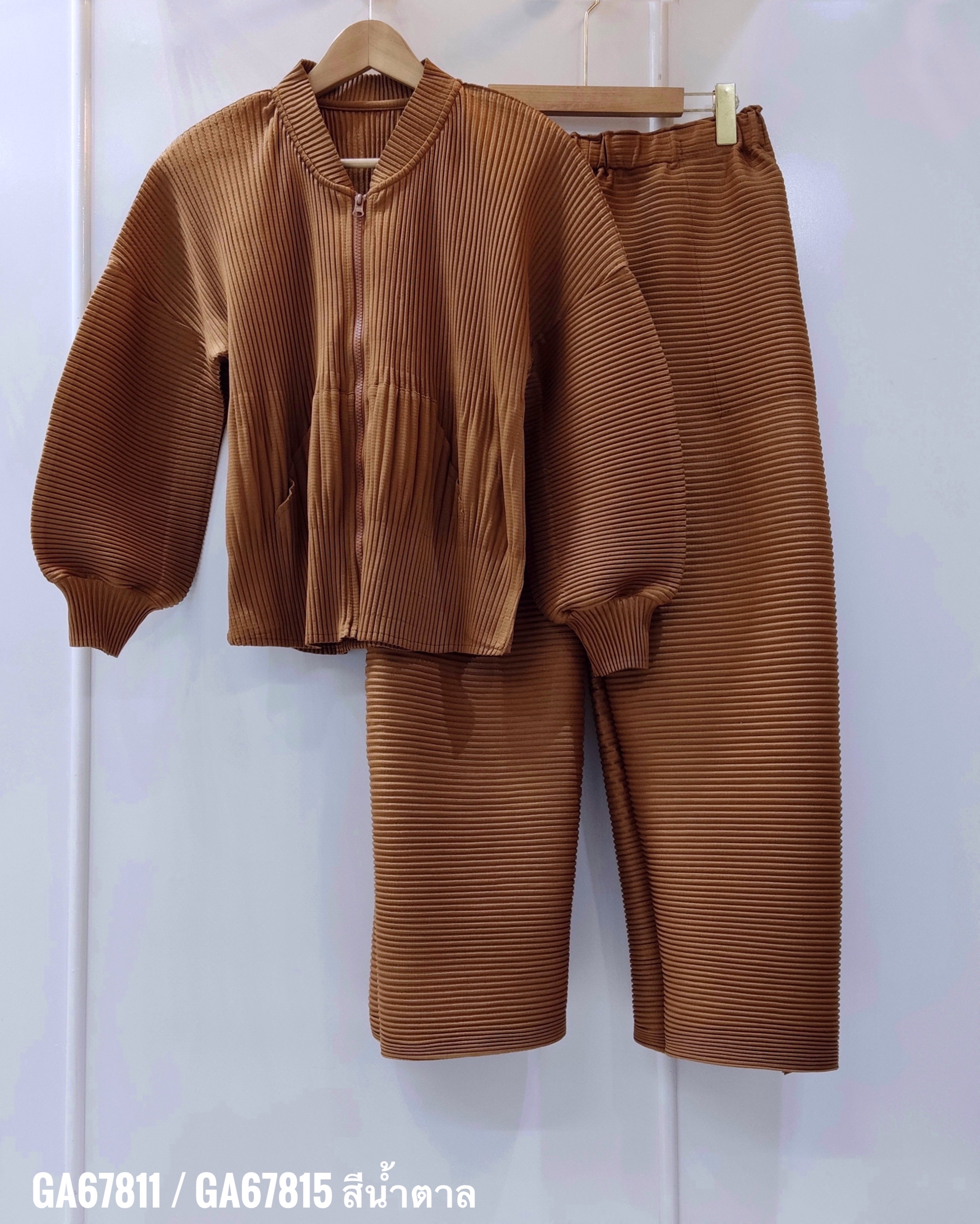 2MUAY รุ่น GA67811 / GA67815 THICK CARDIGAN ZIP FRONT PLEATED SET 4สี FREE SIZE